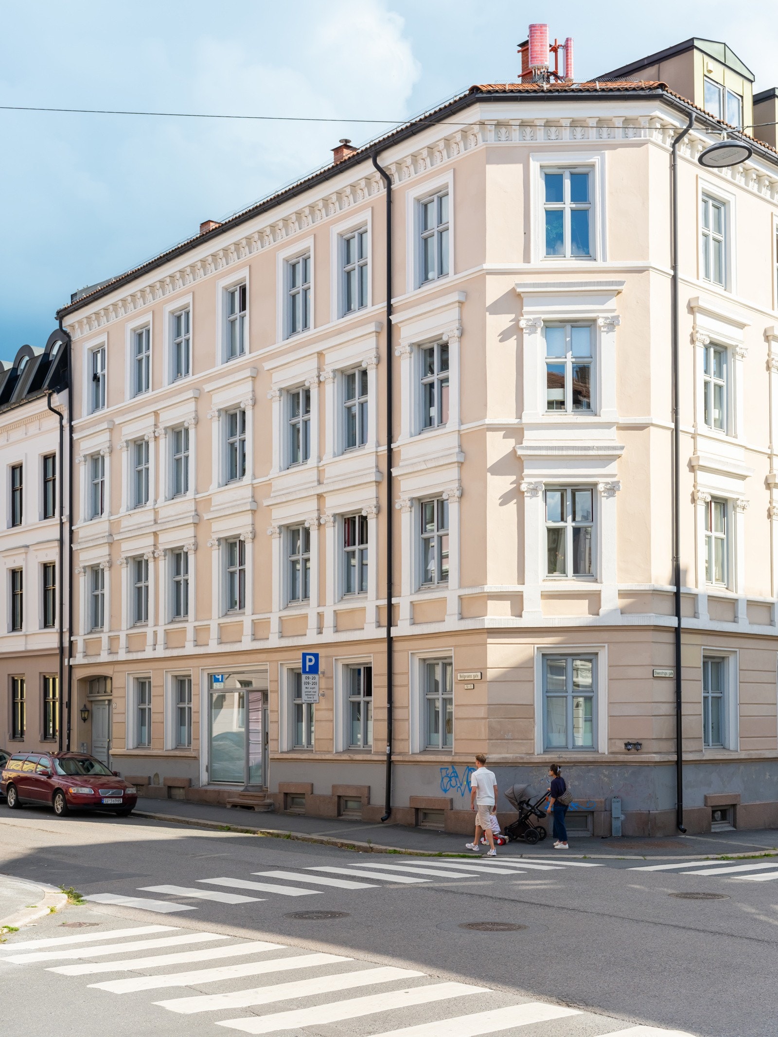 Her har du kort avstand til alt av servicetilbud, samtidig som du er skjermet fra trafikk. Galleribilde