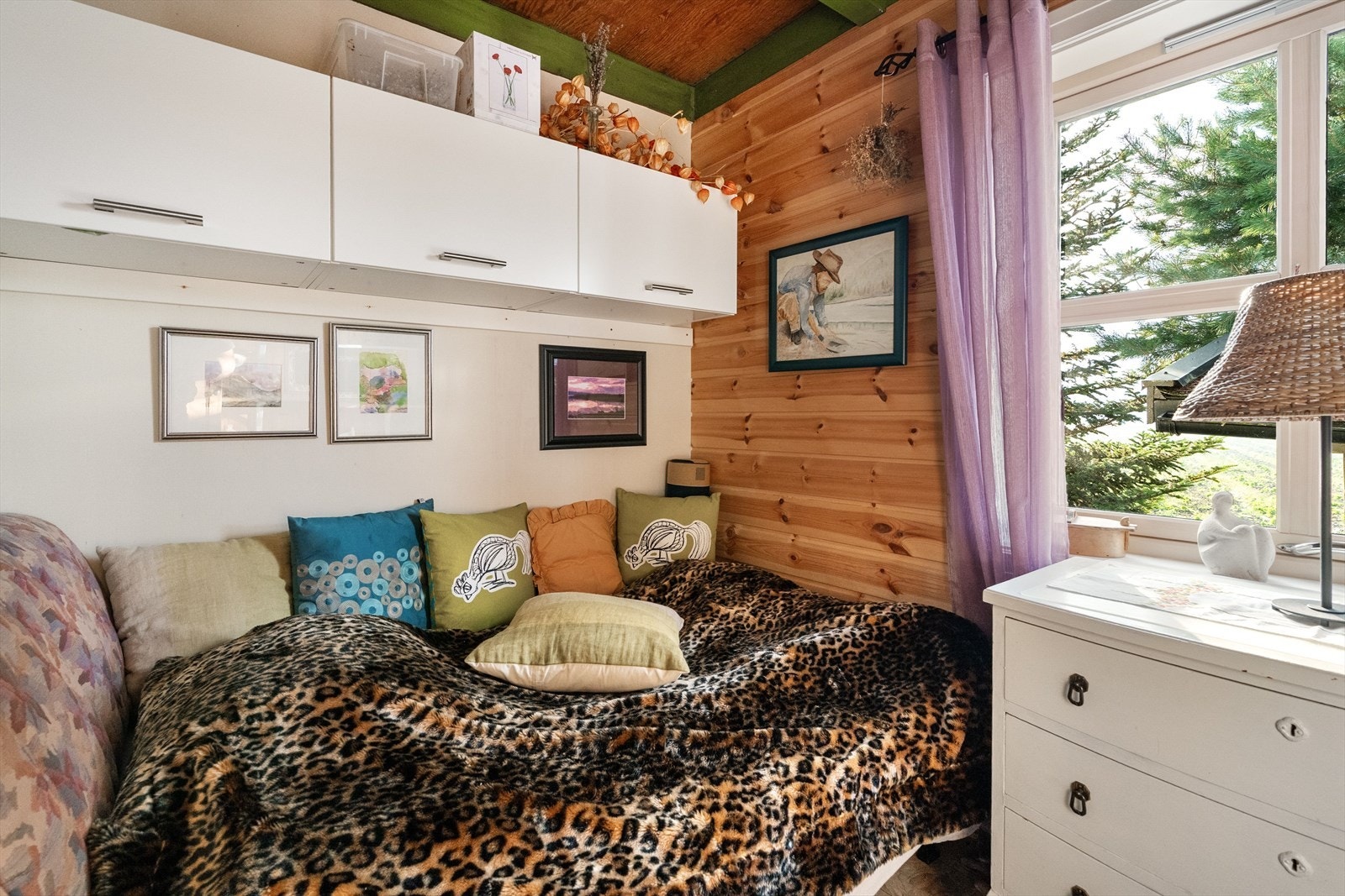 Eiendommens hovedsoverom er på 7,5 kvm. Galleribilde