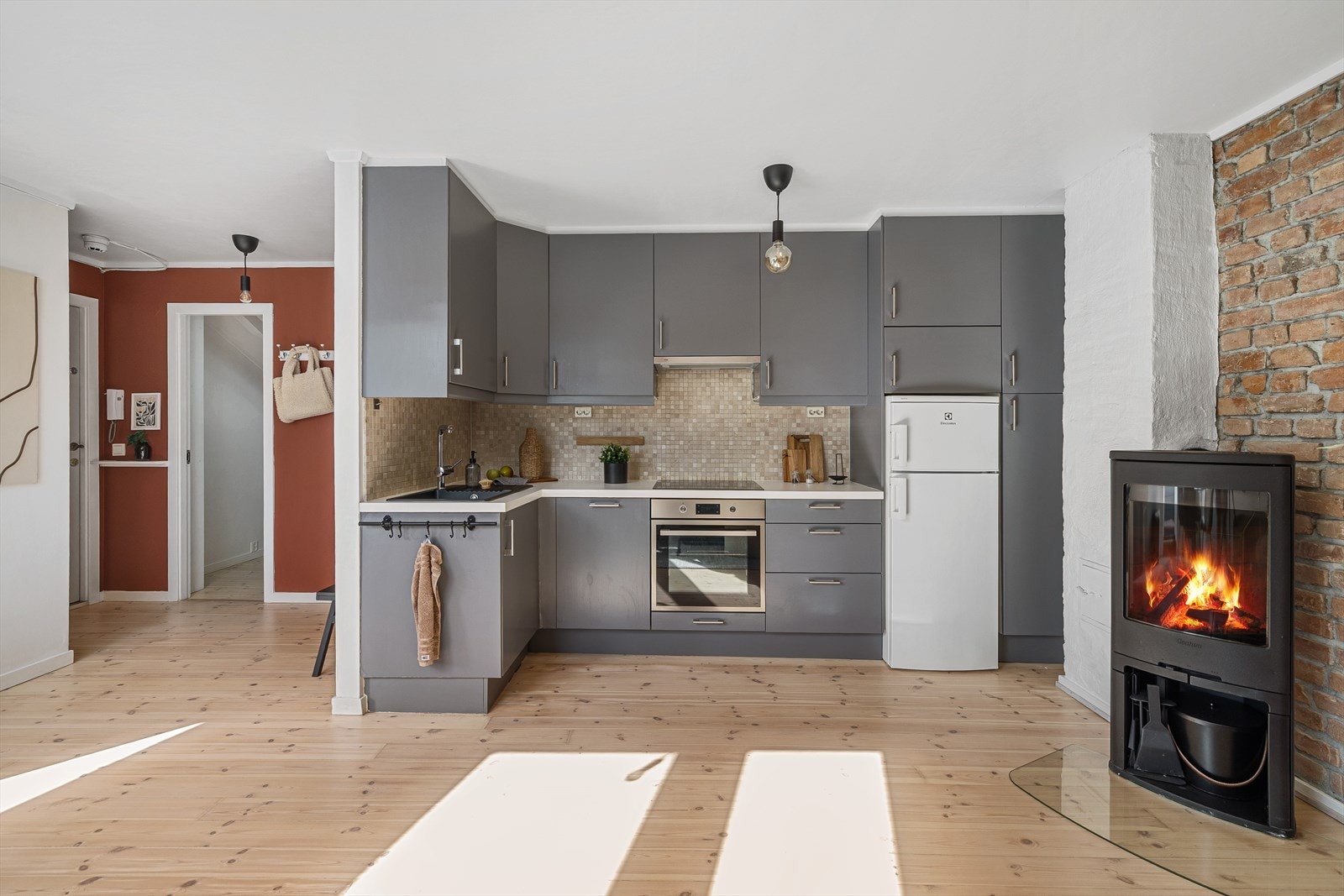 Sosial og åpen stue/kjøkken løsning Galleribilde