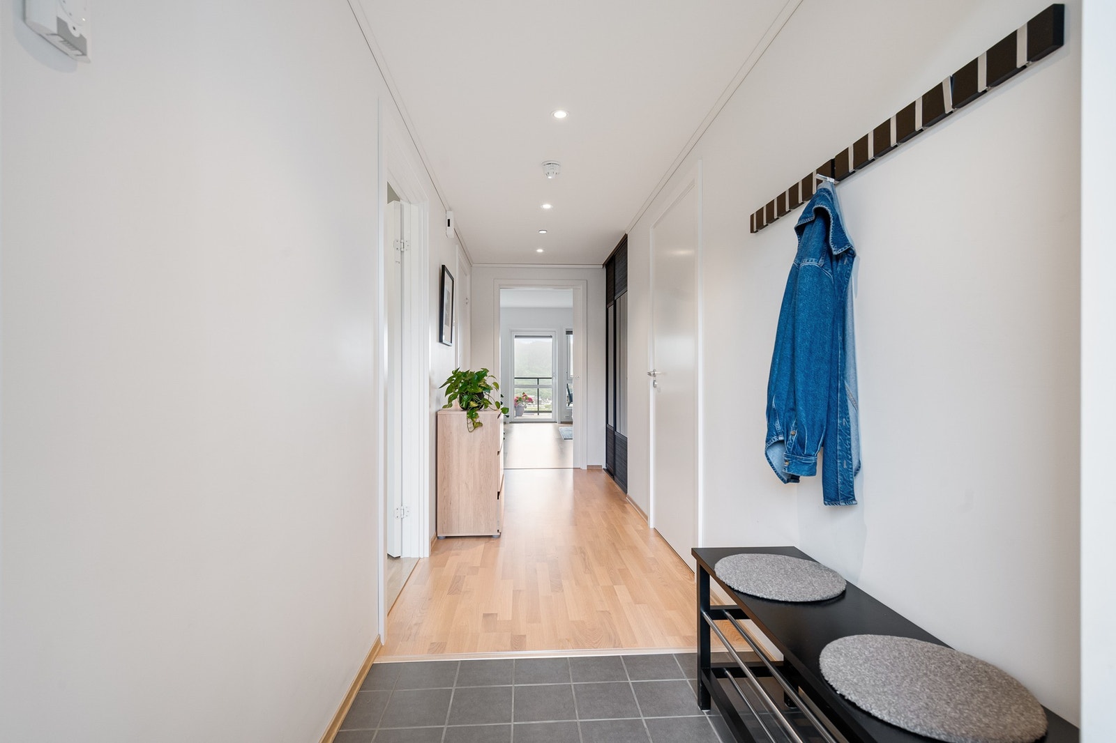 Gang/entré. Galleribilde