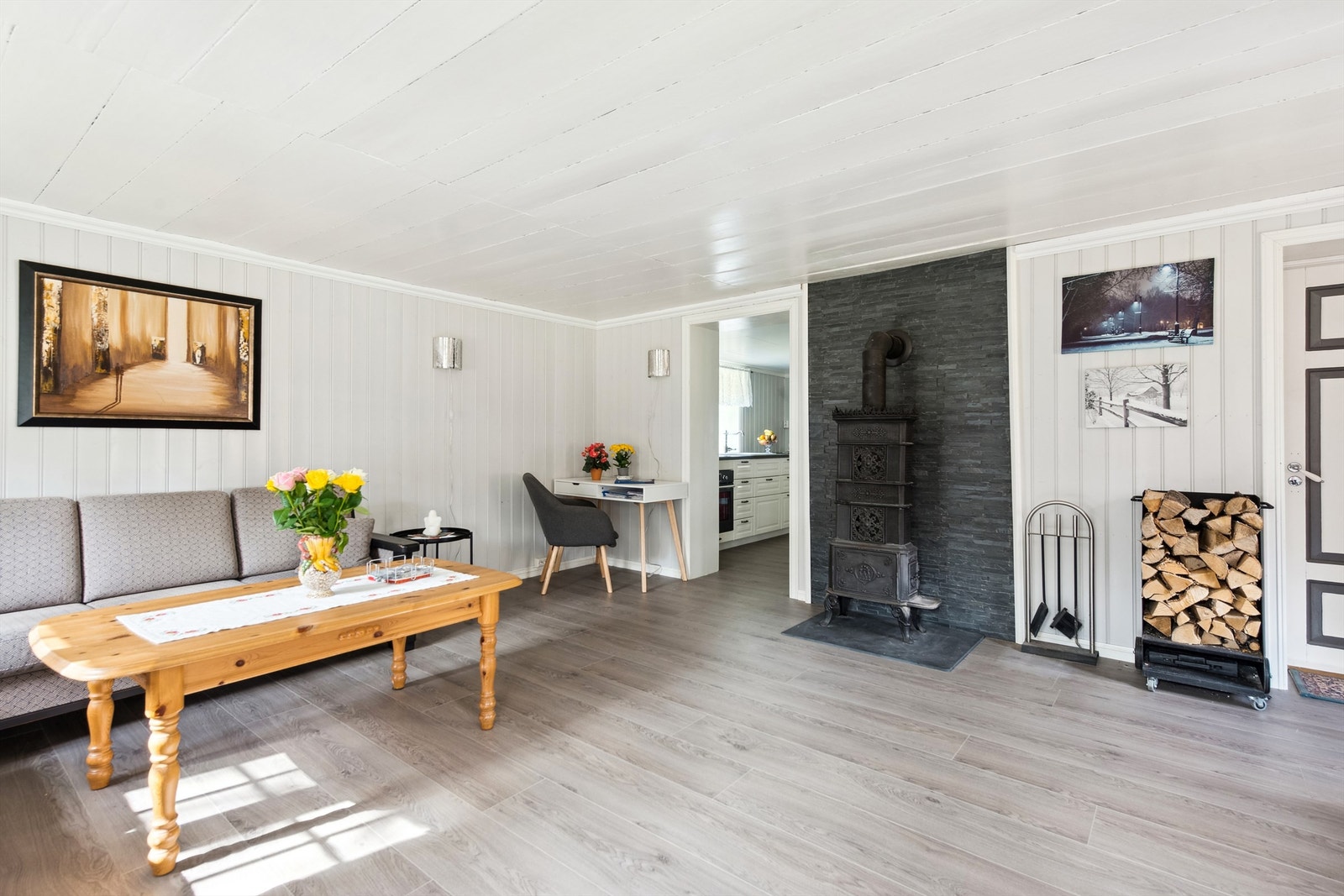 Stuen er lun og koselig Galleribilde