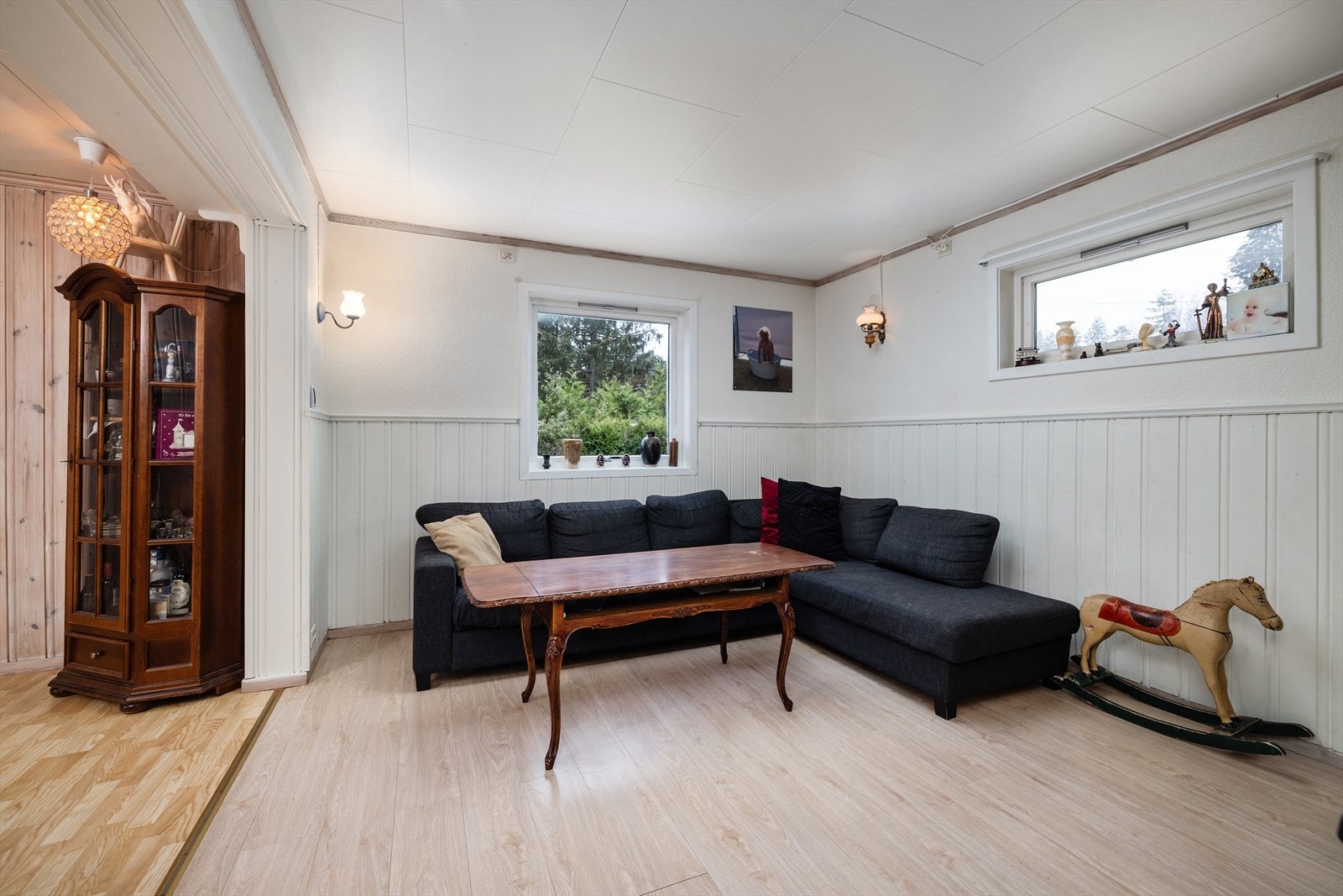 Koselig sofahjørne med god plass til sofa. Galleribilde