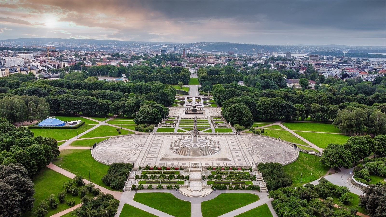 Legg turen din til nydelige Frognerparken. Galleribilde