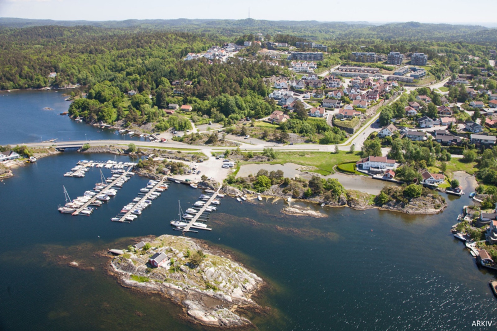 Randesund/Fidjeåsen | Området er kjent for sin unike kombinasjon av sjø og natur Galleribilde