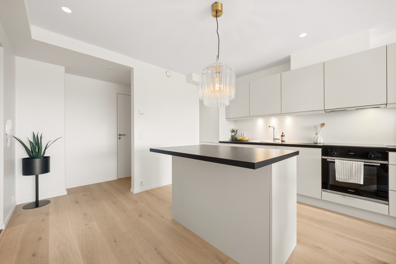 Det er integrerte hvitevarer av høy kvalitet. Galleribilde