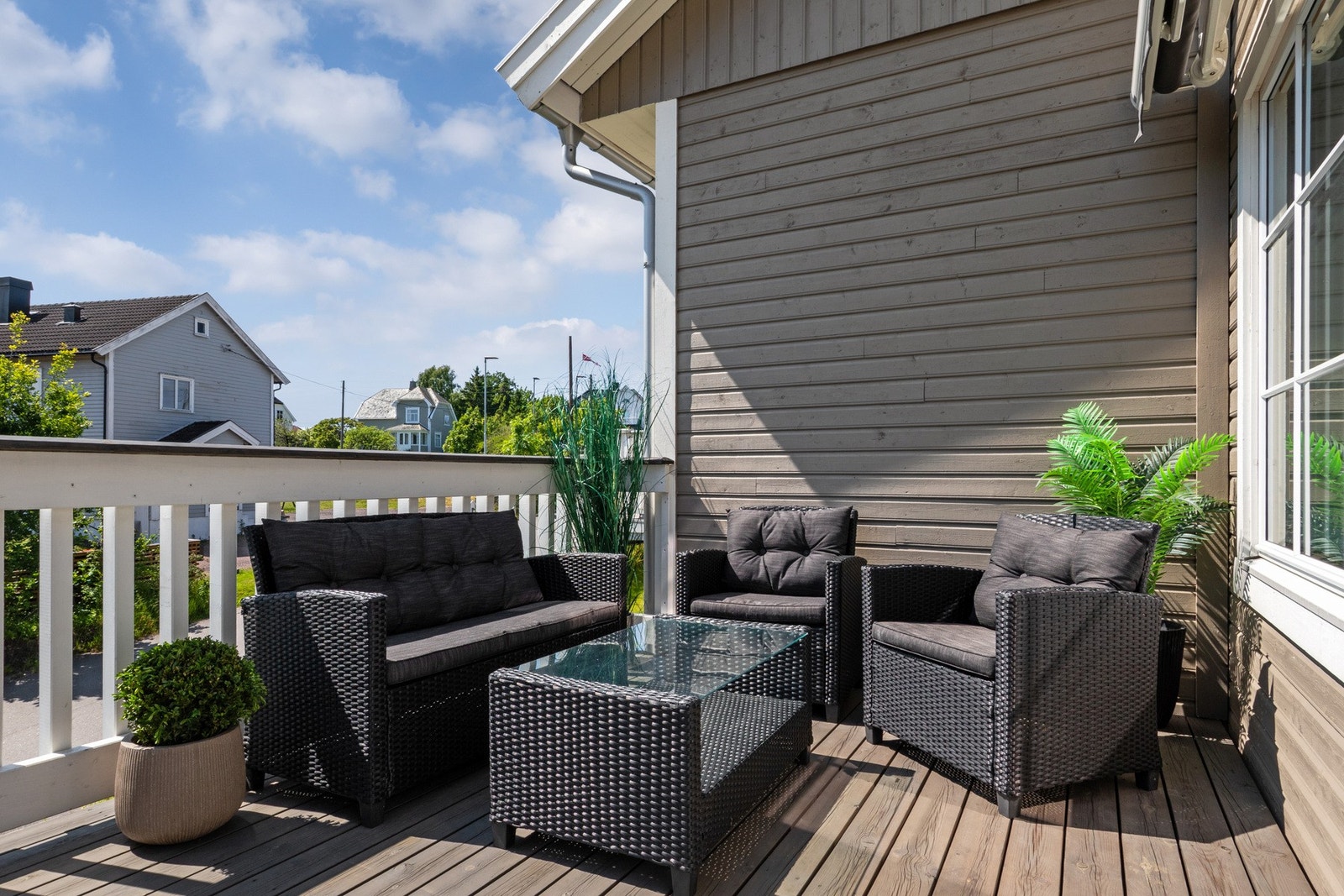 Solrik veranda på ca. 11 kvm Galleribilde