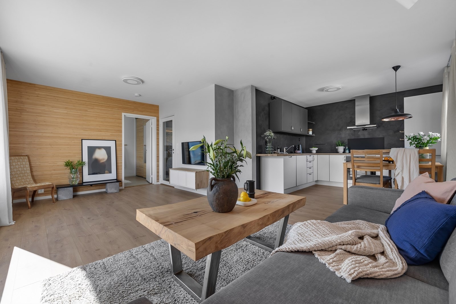 Velkommen til Tyholtvegen 12 - Eierseksjon rett ovenfor bydelen Kræmer nord for byen Galleribilde