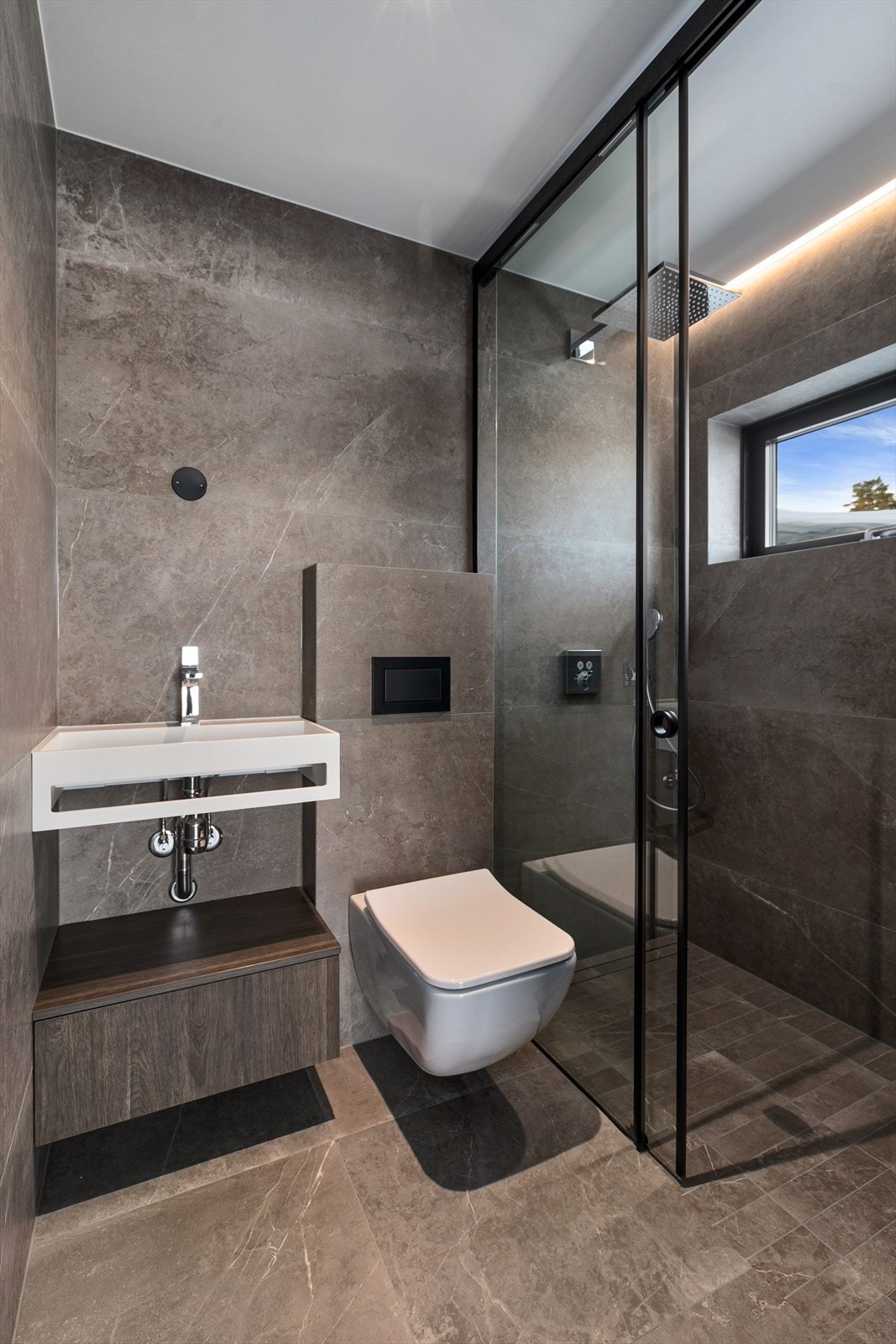 Fint bad med flotte fliser. Galleribilde