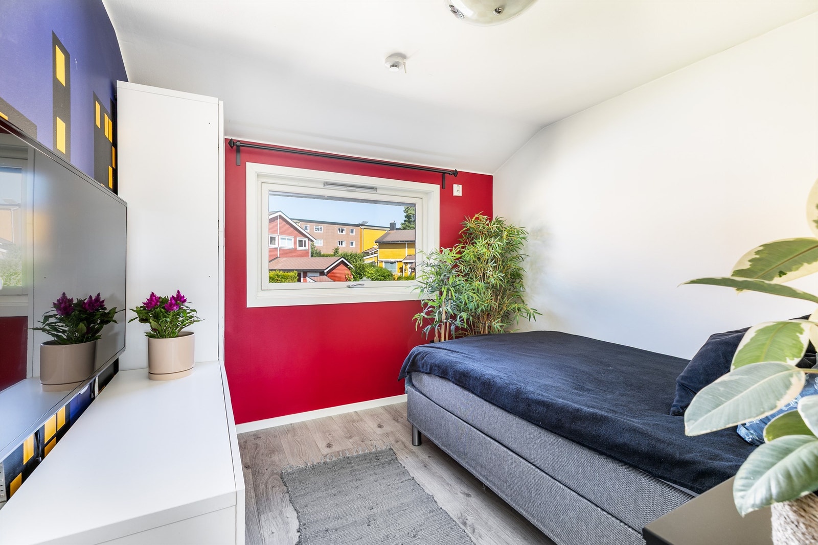 Soverom med ca. 7 kvm. gulvflate. Galleribilde