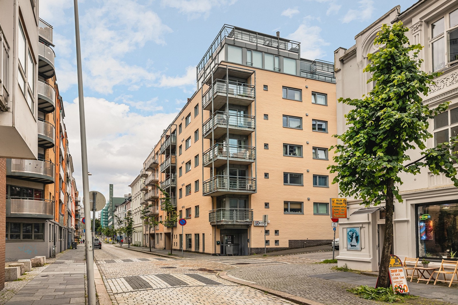 Flott 3-roms leilighet i hjertet av Bergen sentrum med balkong og attraktiv beliggenhet! Galleribilde