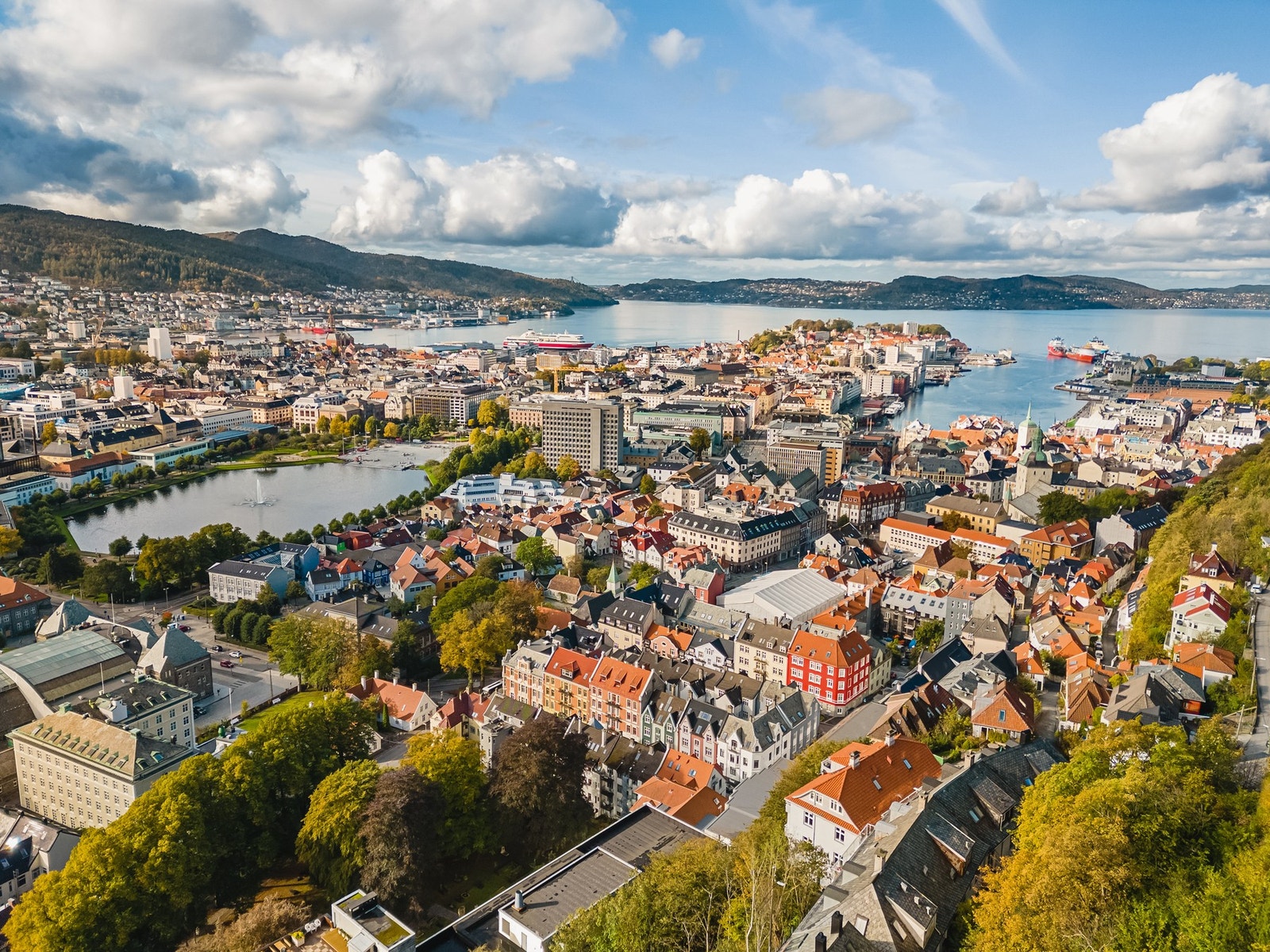 Husk å laste ned salgsoppgaven slik at du er forberedt til visning! Galleribilde