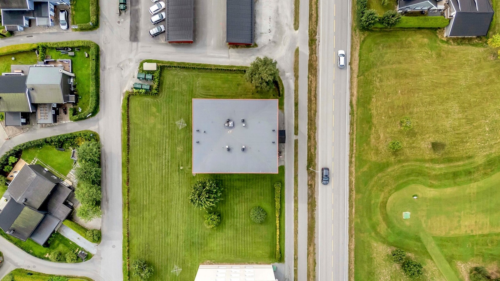 Fugleperspektiv over tomten Galleribilde