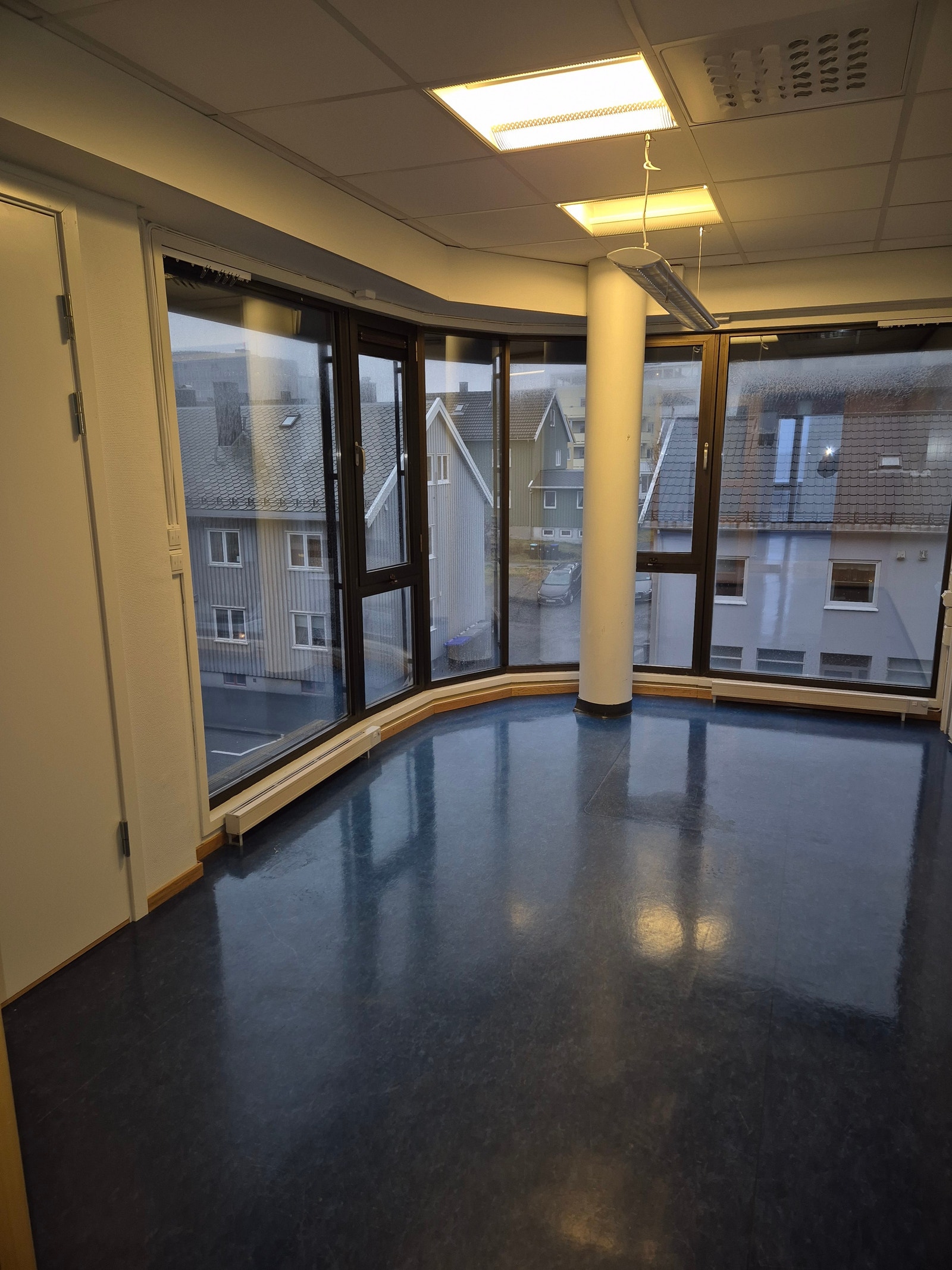 Hjørnekontor 3. etasje Galleribilde