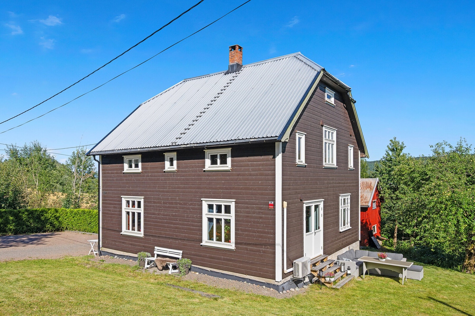 Velkommen til Lågendalsveien 3897 - presentert av Martin Sundet v/ EIE eiendomsmegling! Galleribilde