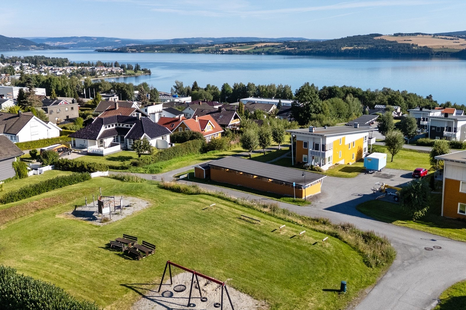 Koselig lekeplass for de minste i nabolaget. Galleribilde