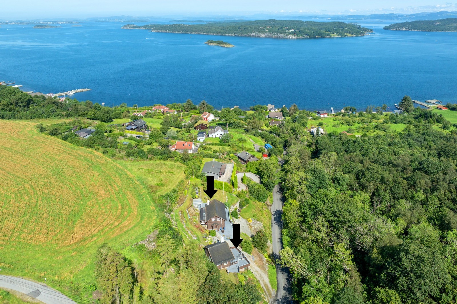 Vi kan ønske hjertelig velkommen til Likaiveien 74 og 76 Galleribilde