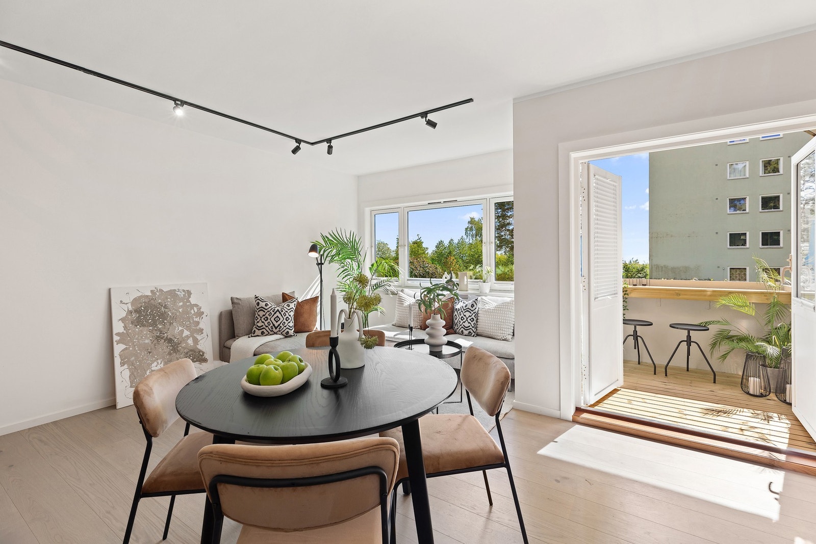 Flott og moderne 4-roms leilighet Galleribilde