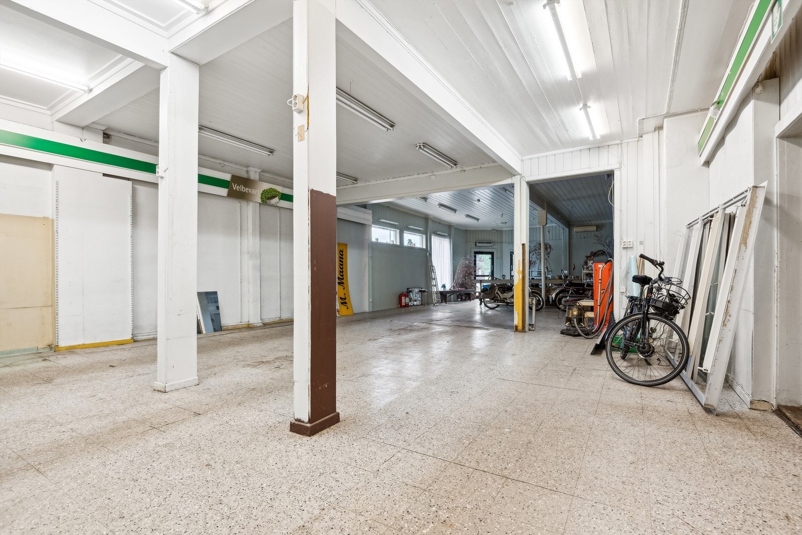 Bygningen har behov for vedlikehold. Galleribilde