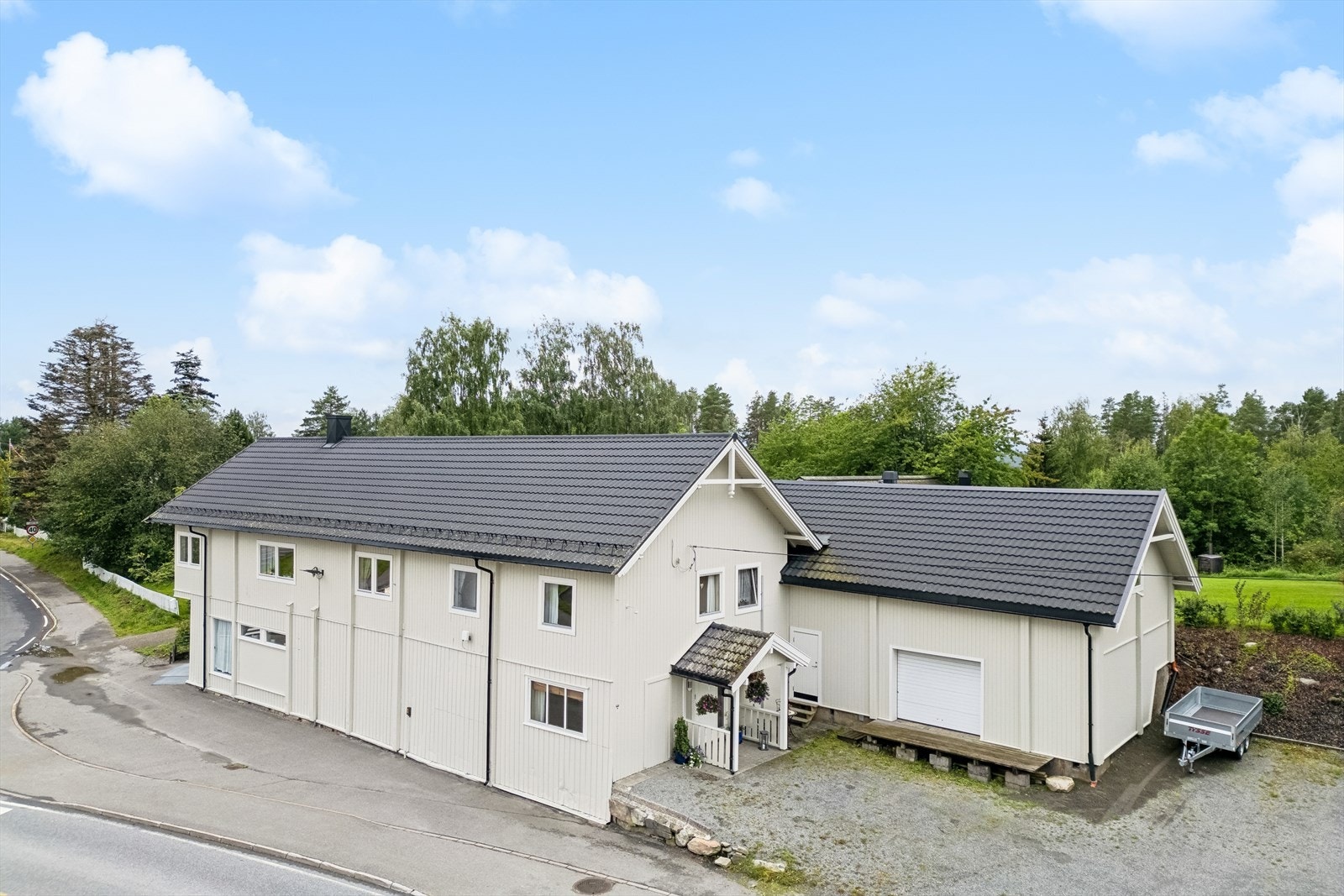 Eiendom på ca. 10,6 daa med mulig utviklingspotensiale. Galleribilde