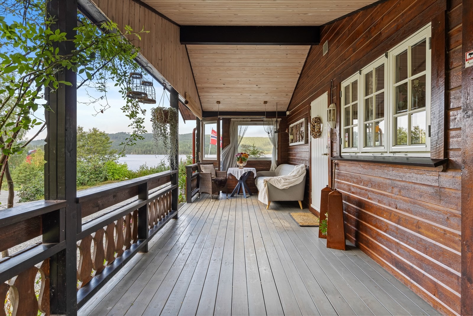 Overbygd terrasse Galleribilde