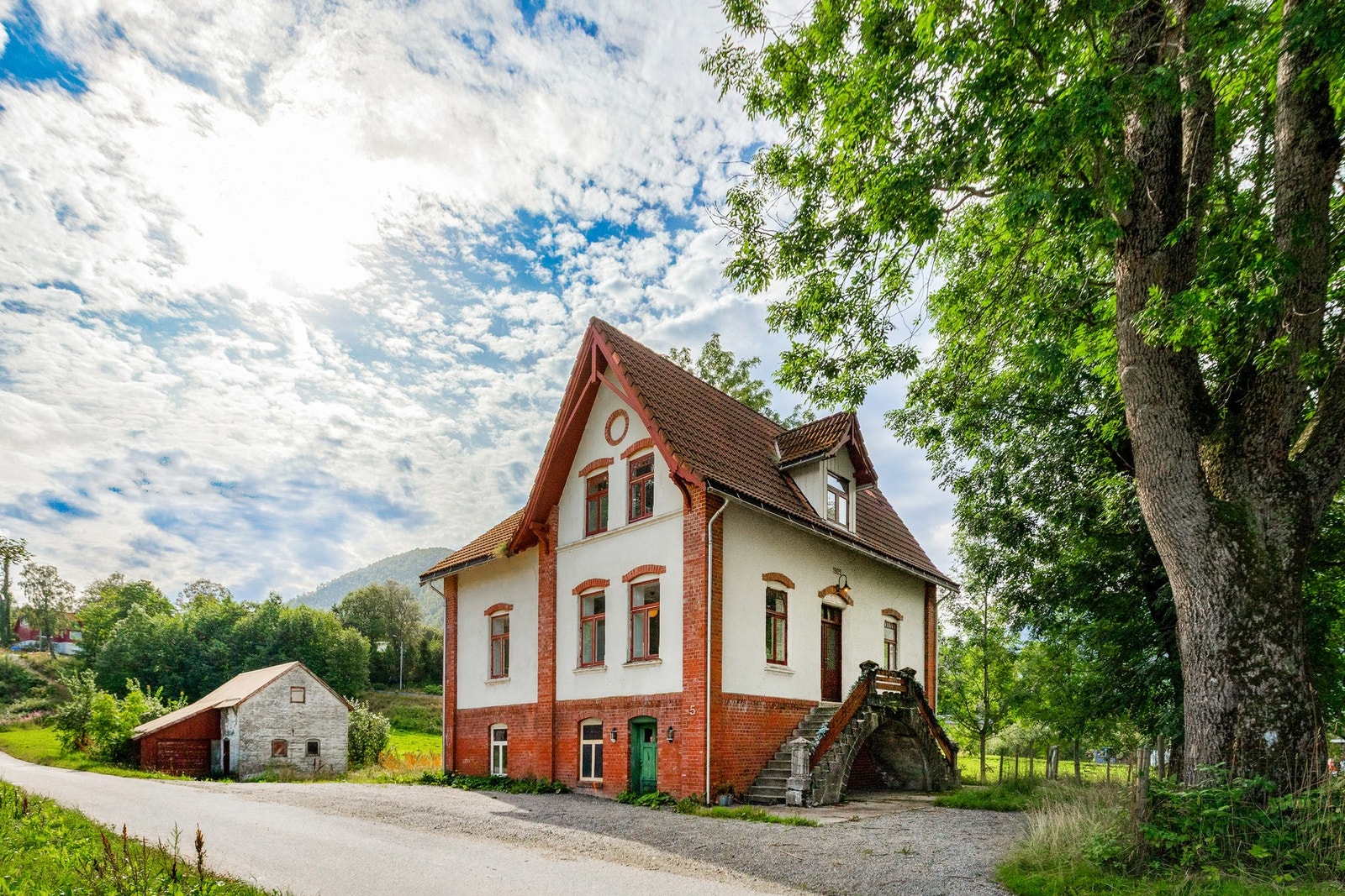 Klassisk Schmidt-hus med stort potensial og historisk preg Galleribilde