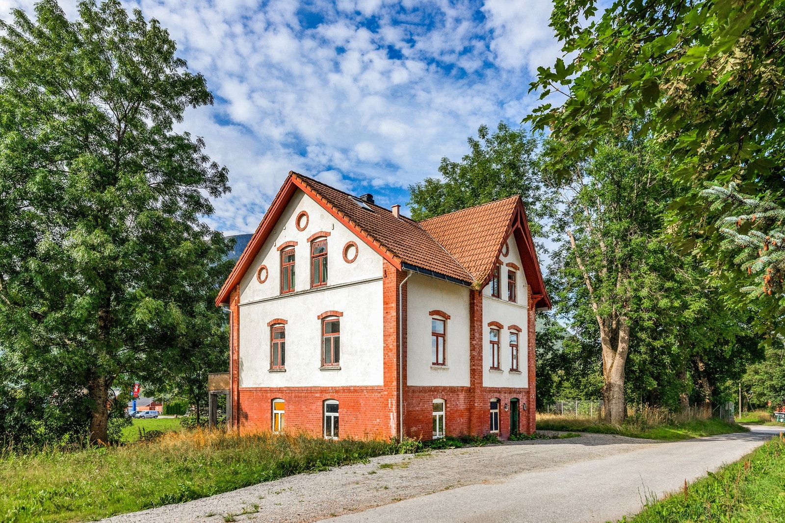 EiendomsMegler 1 har gleden av å presentere Tinusvegen 5! Foto: Lillys Studio (Lill Kristin Vold) Galleribilde