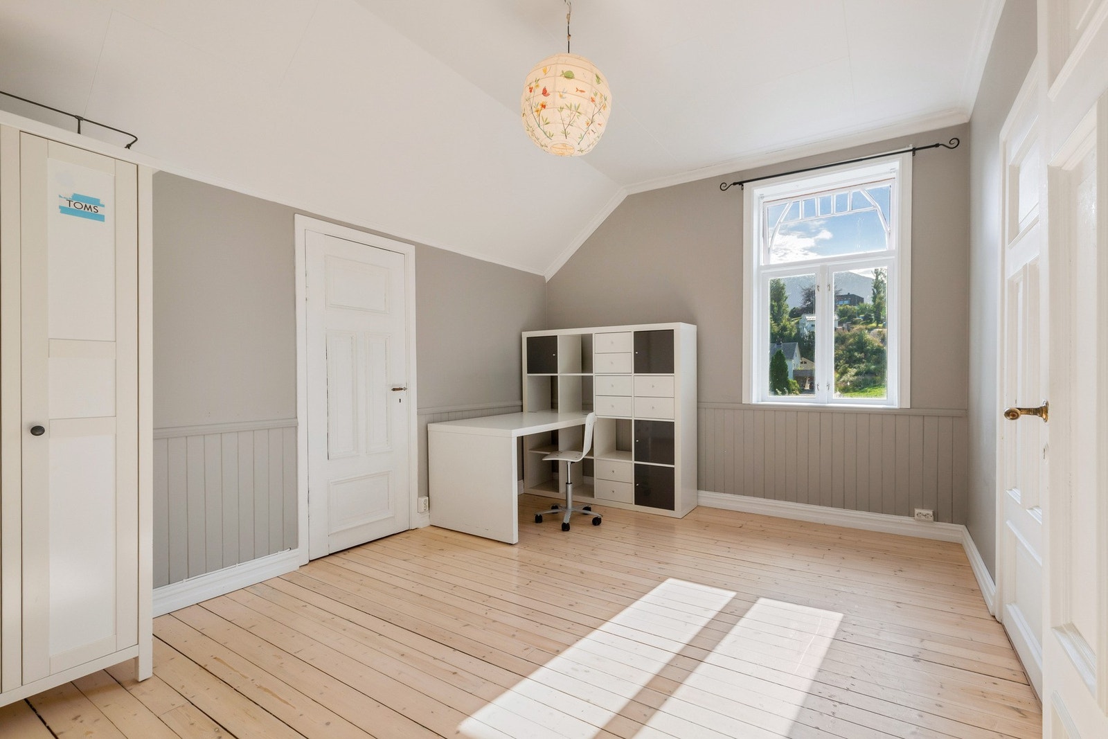 God takhøyde. Galleribilde