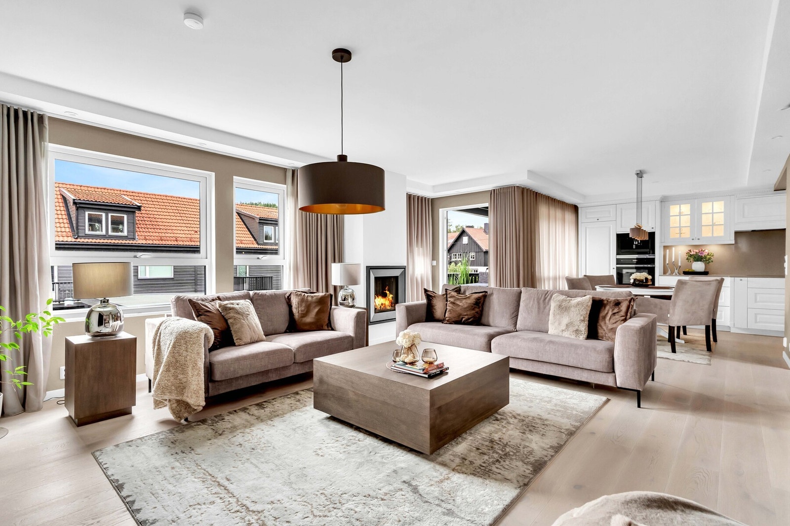 EIE eiendomsmegling v/ Emilie Rønvik presenterer Myrullgrenda 46 - En eksklusiv leilighet over to plan! Galleribilde