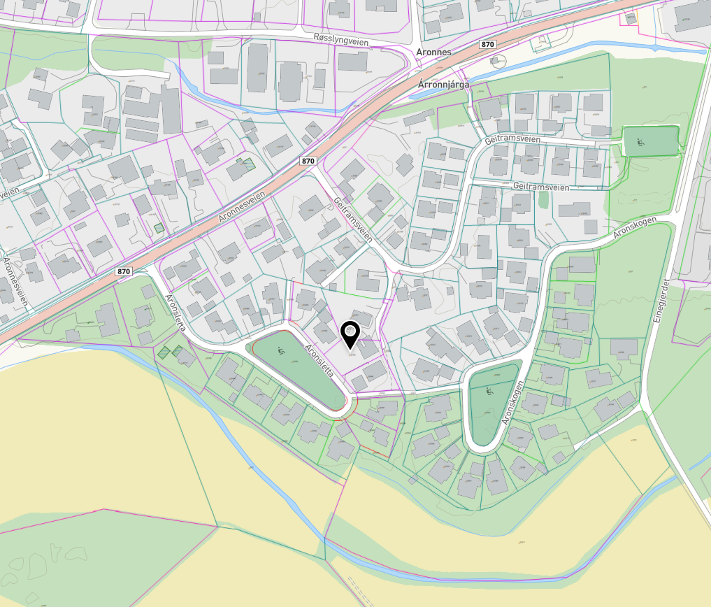 Eiendommen har nærhet til fine turområder, skiløyper, sykkelstier som kan benyttes både sommer og vinter. Galleribilde