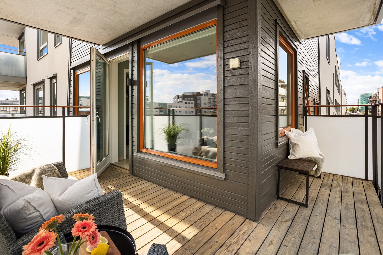 Her får du gleden av en herlig hjørnebalkong på 10 kvm. Galleribilde