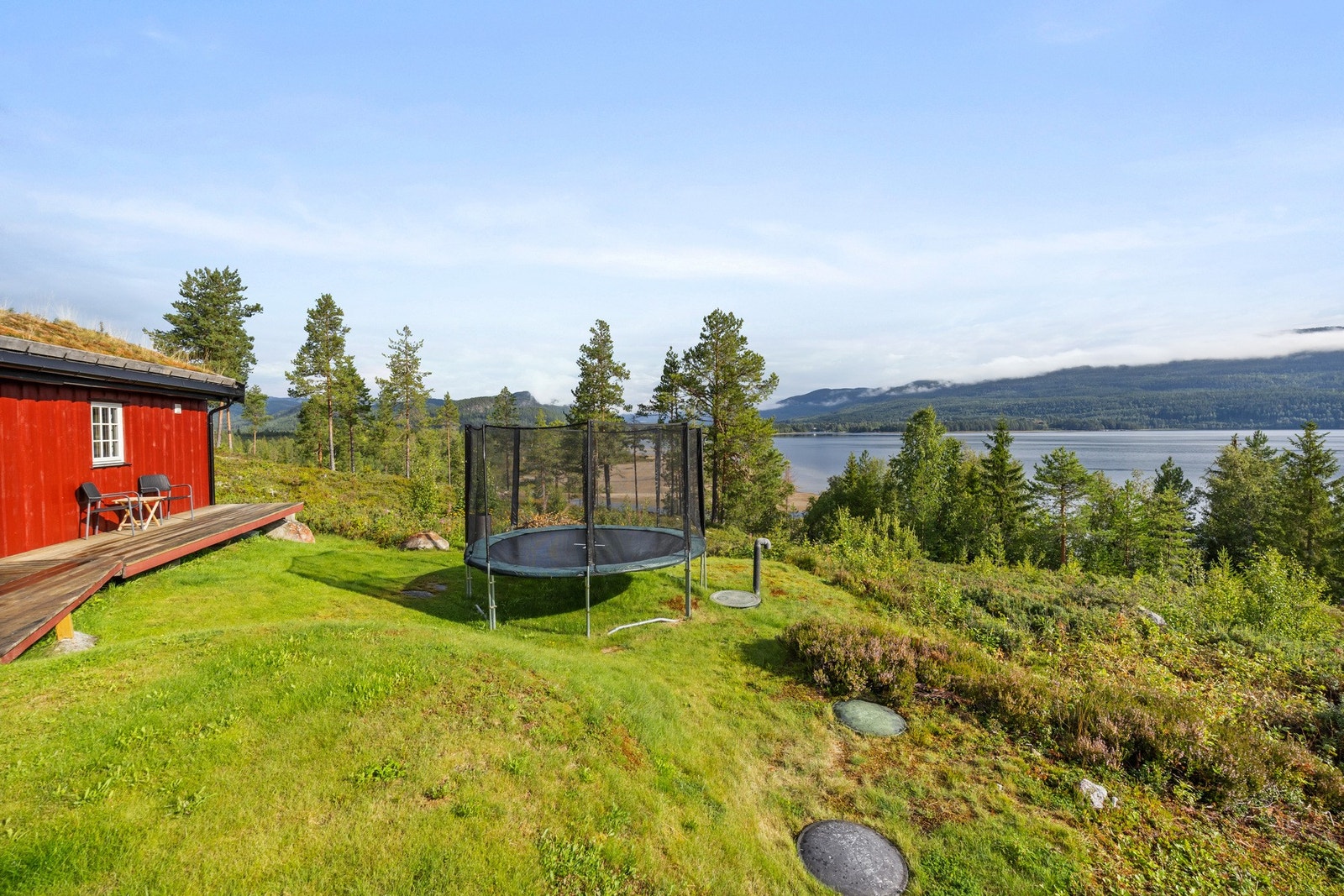 Hagen byr på lek og moro for de små Galleribilde