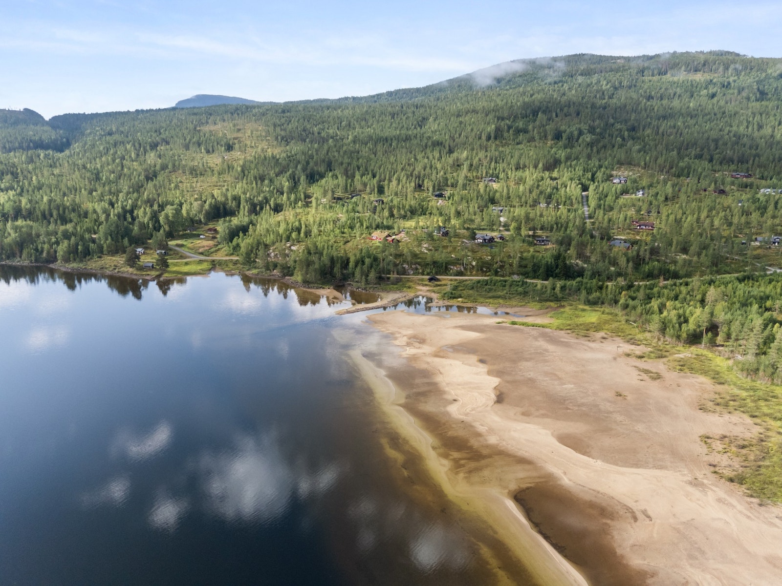 For de som liker fiske byr Sperillen, Begna og Urula på gode fiskeforhold Galleribilde