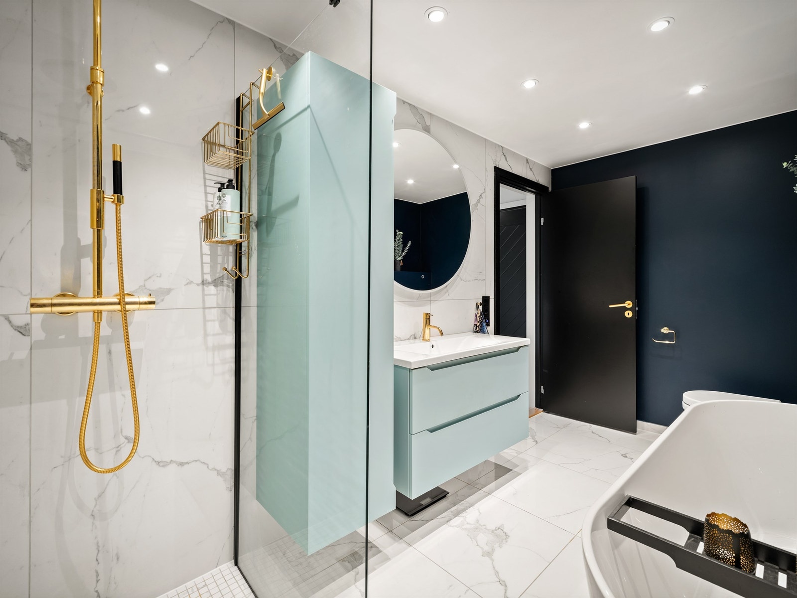 Badet er stilfullt og elegant, byttet opp på nytt i 2019. Galleribilde