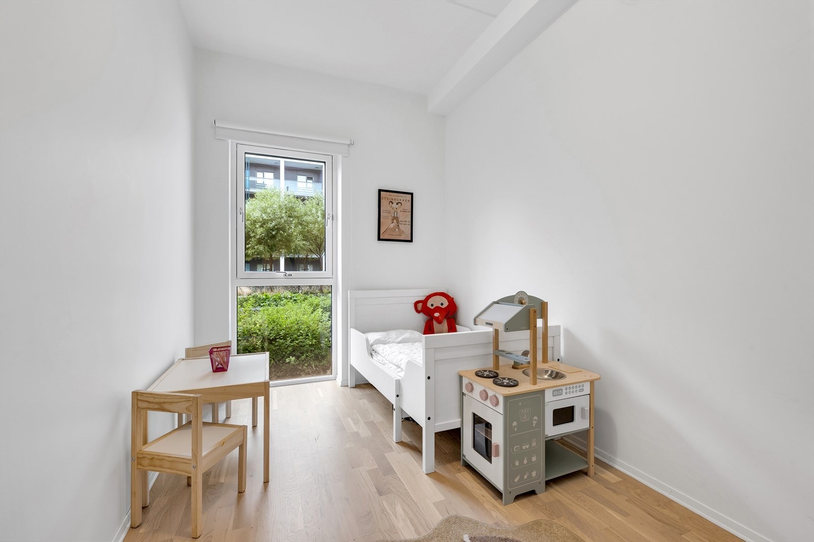 Det minste soverommet blir i dag benyttet som barnerom, men kan også benyttes som gjesterom eller kontor. Galleribilde