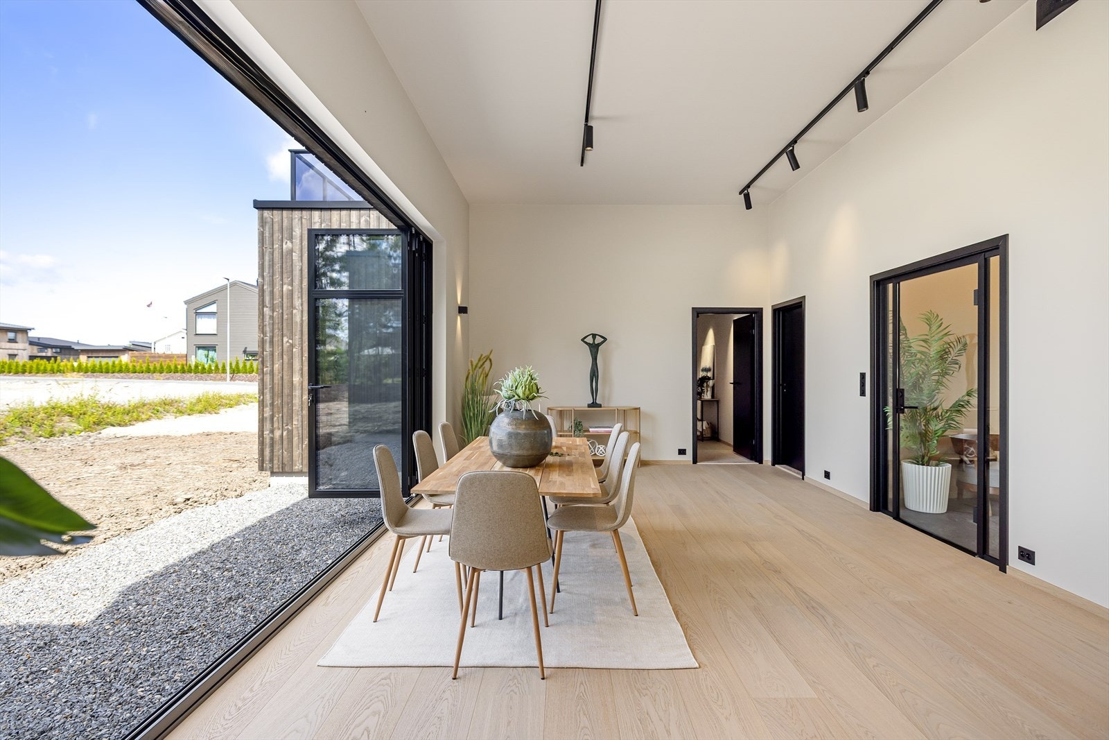 Bred en-stavs parkett fra Saga Hardwood. Galleribilde