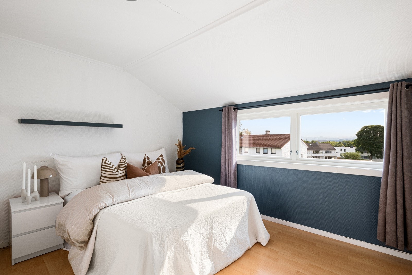 Hovedsoverom av i alt tre soverom. Galleribilde