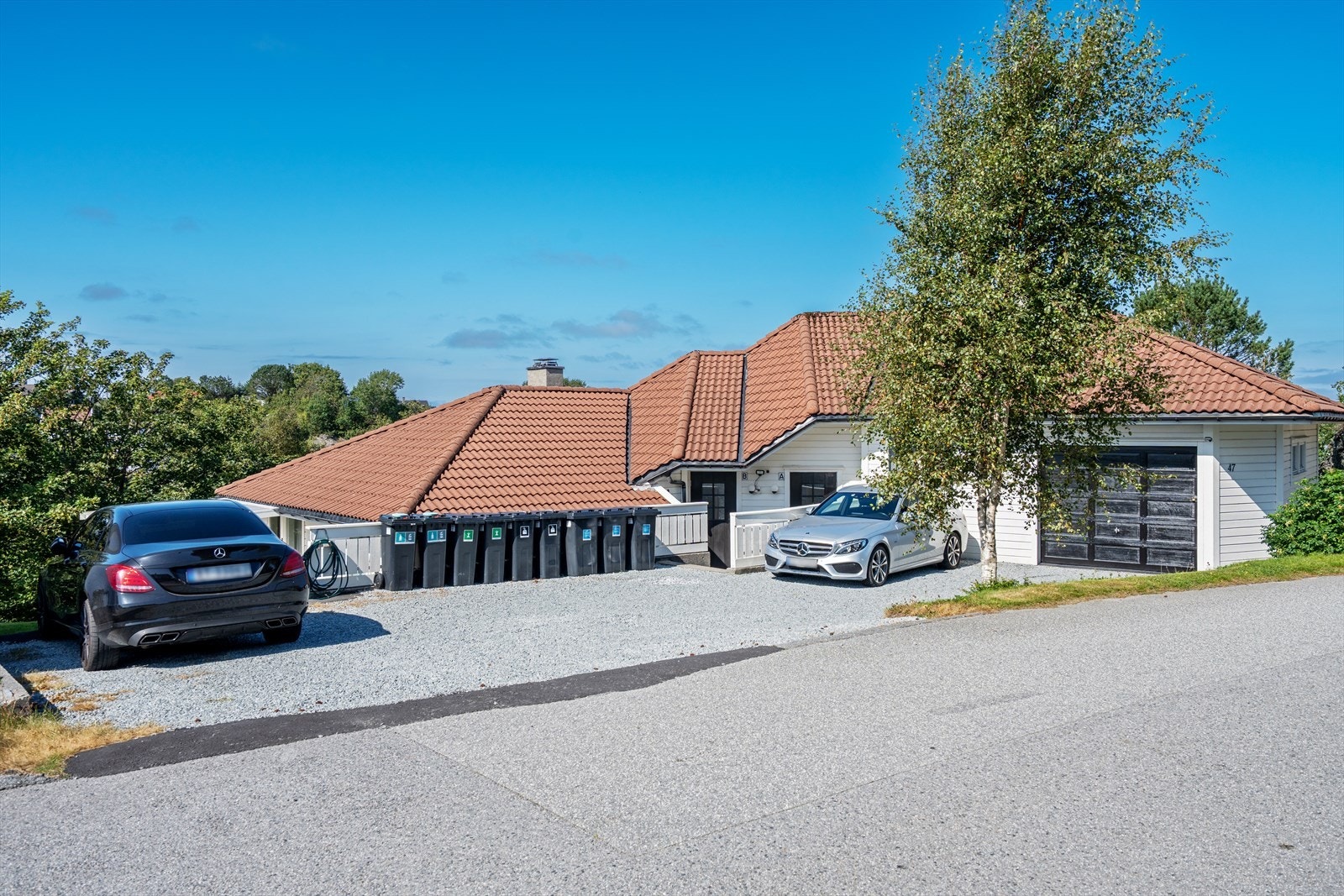 Meget flott og nyrenovert leilighet med nytt kjøkken og nytt bad. Galleribilde