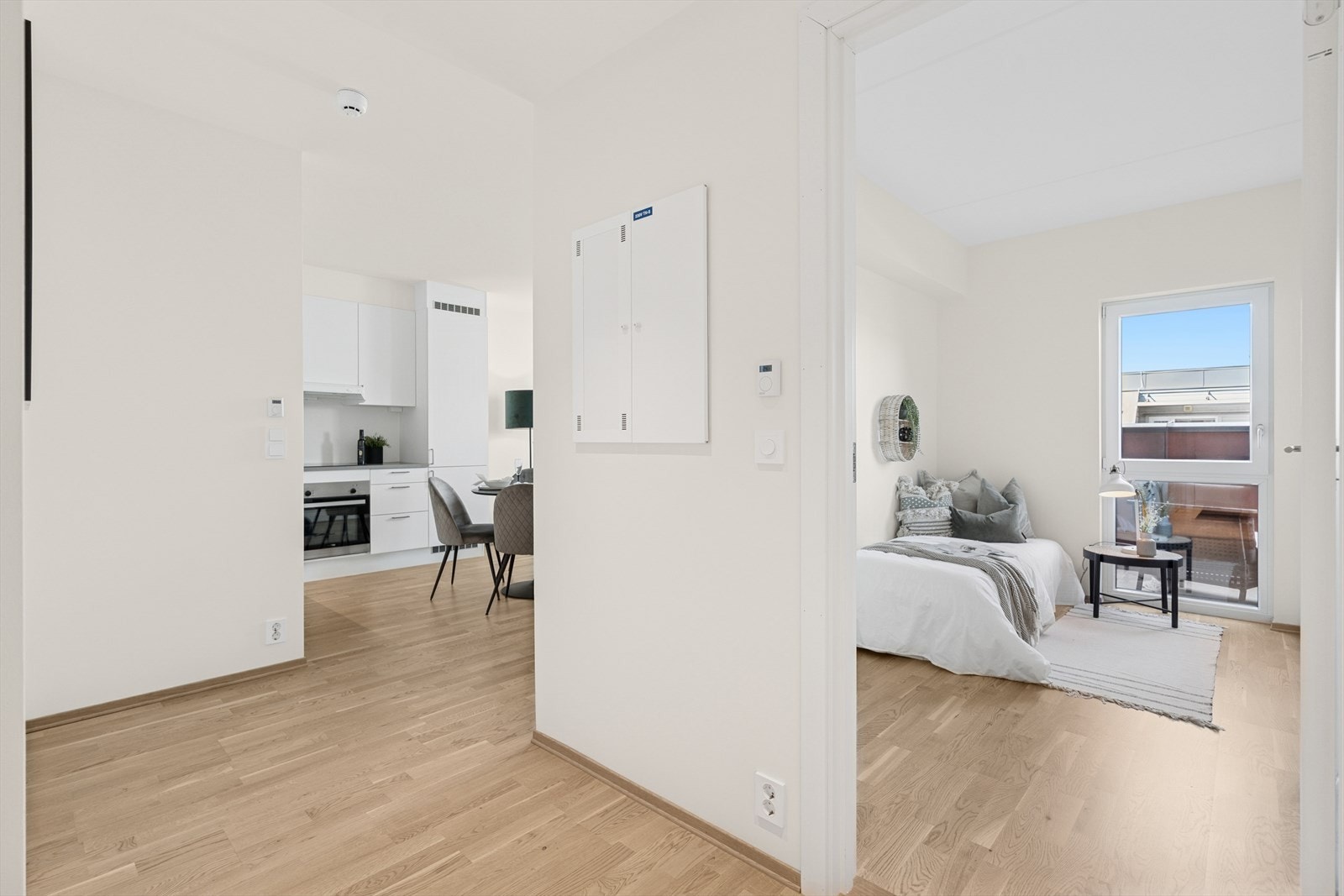 Soverom nr. 2 har også adkomst fra gangen. Galleribilde