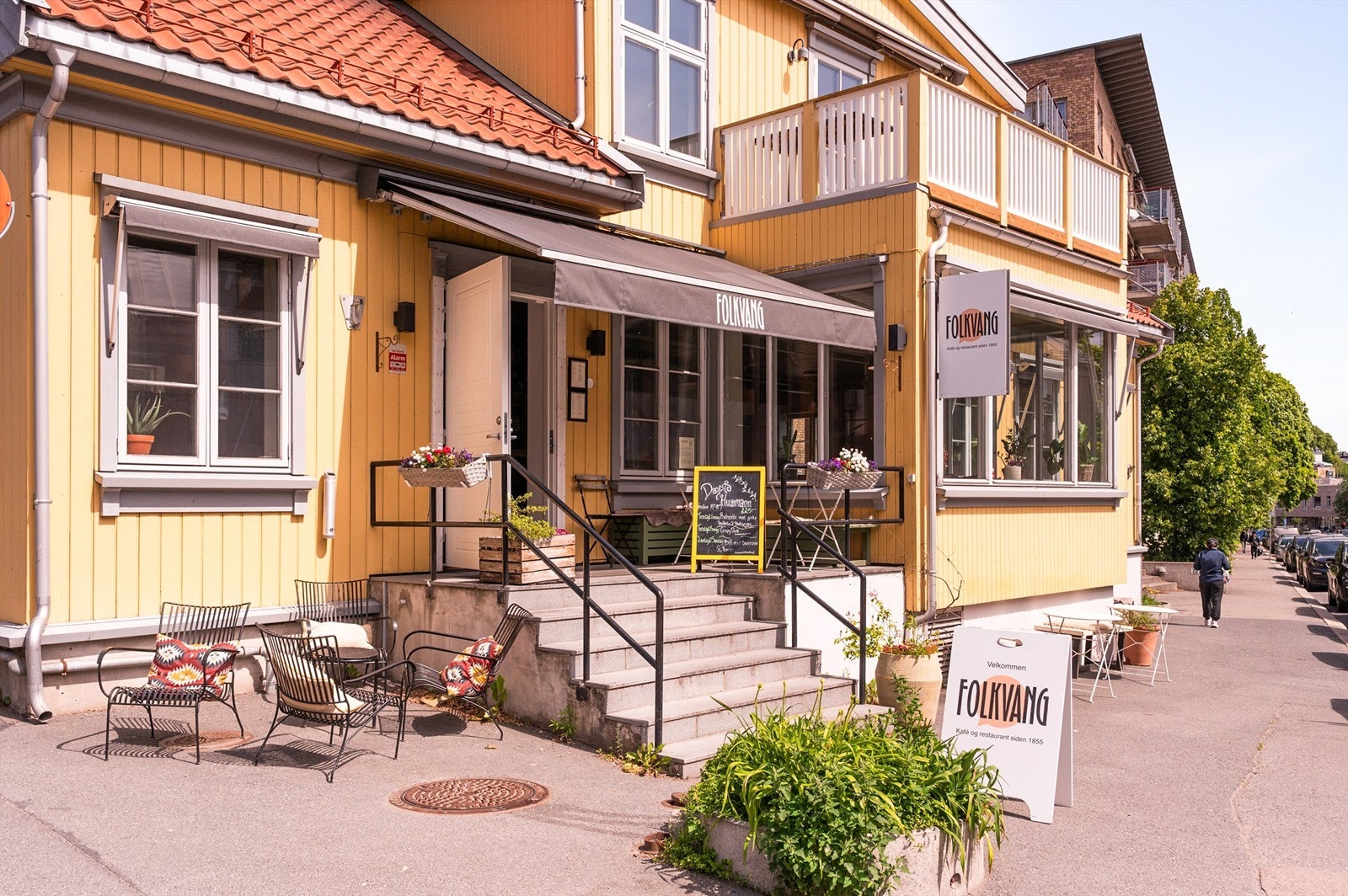 Flere hyggelige kaféer og restauranter i nærområdet Galleribilde