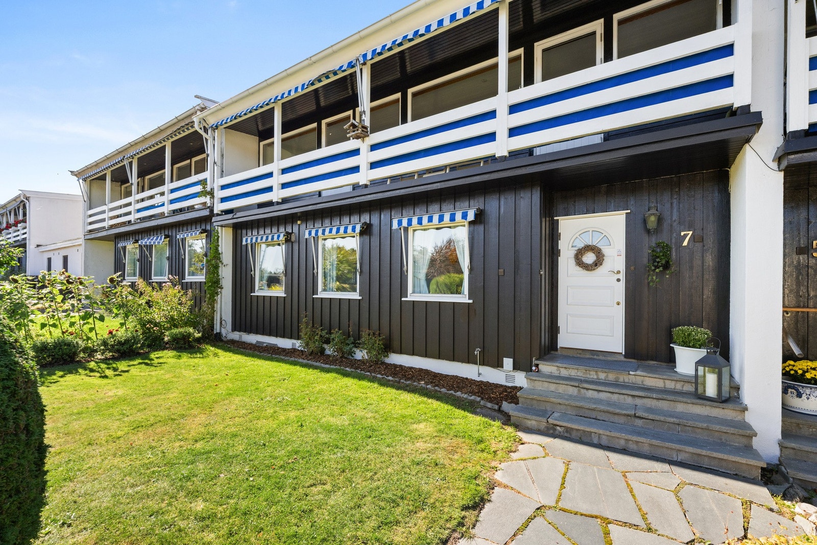 Velkommen til Kløverenga 7 presentert av eiendomsmegler Edvard Chapsang v/EIE eiendomsmegling avdeling Bærum. Galleribilde