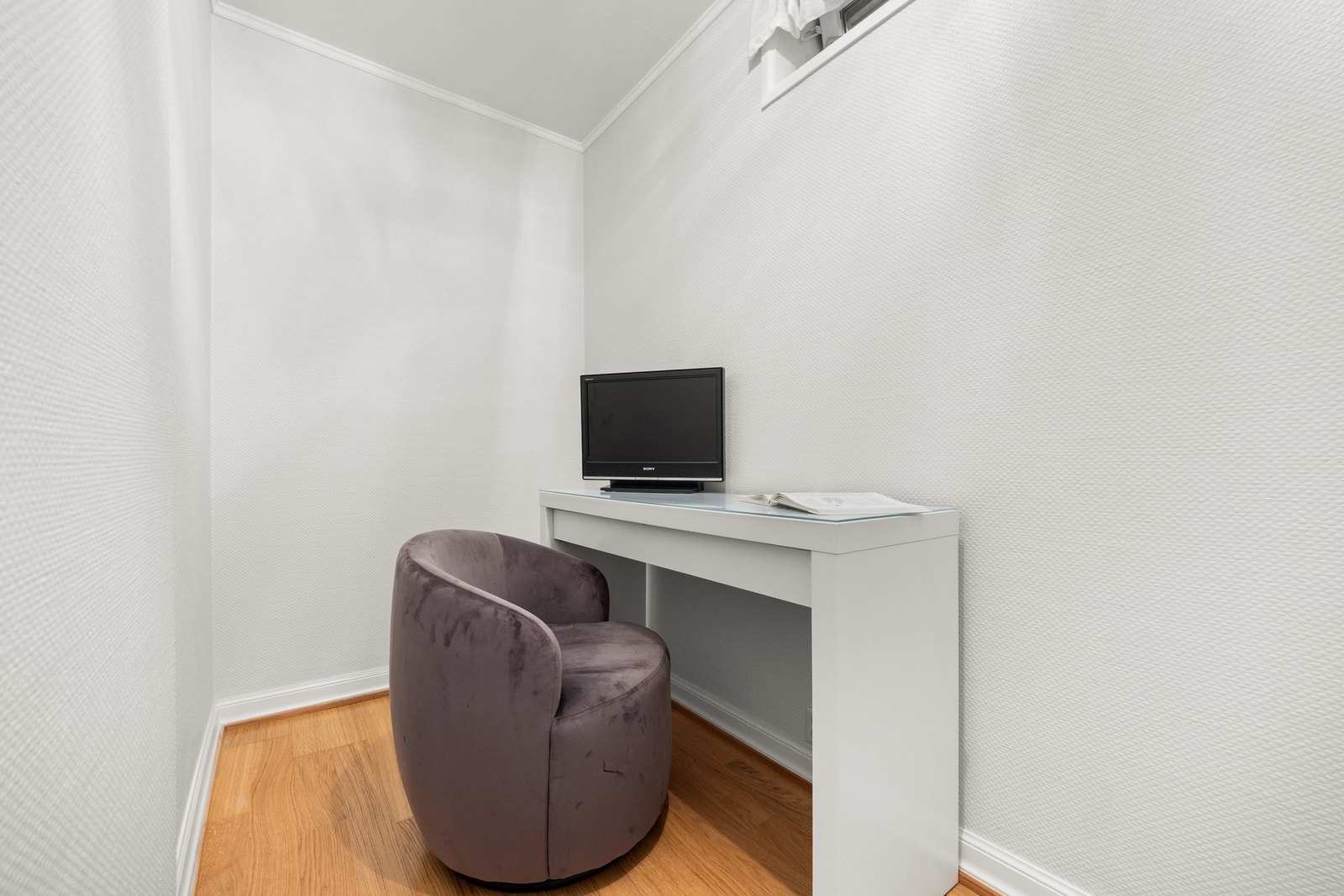 Rom benyttet som kontor Galleribilde