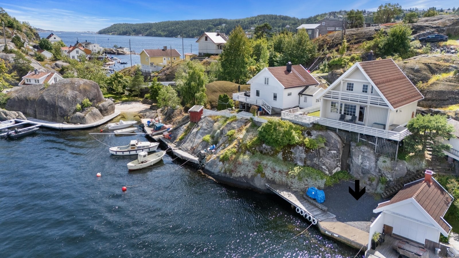 Pil på bryggeområde Galleribilde