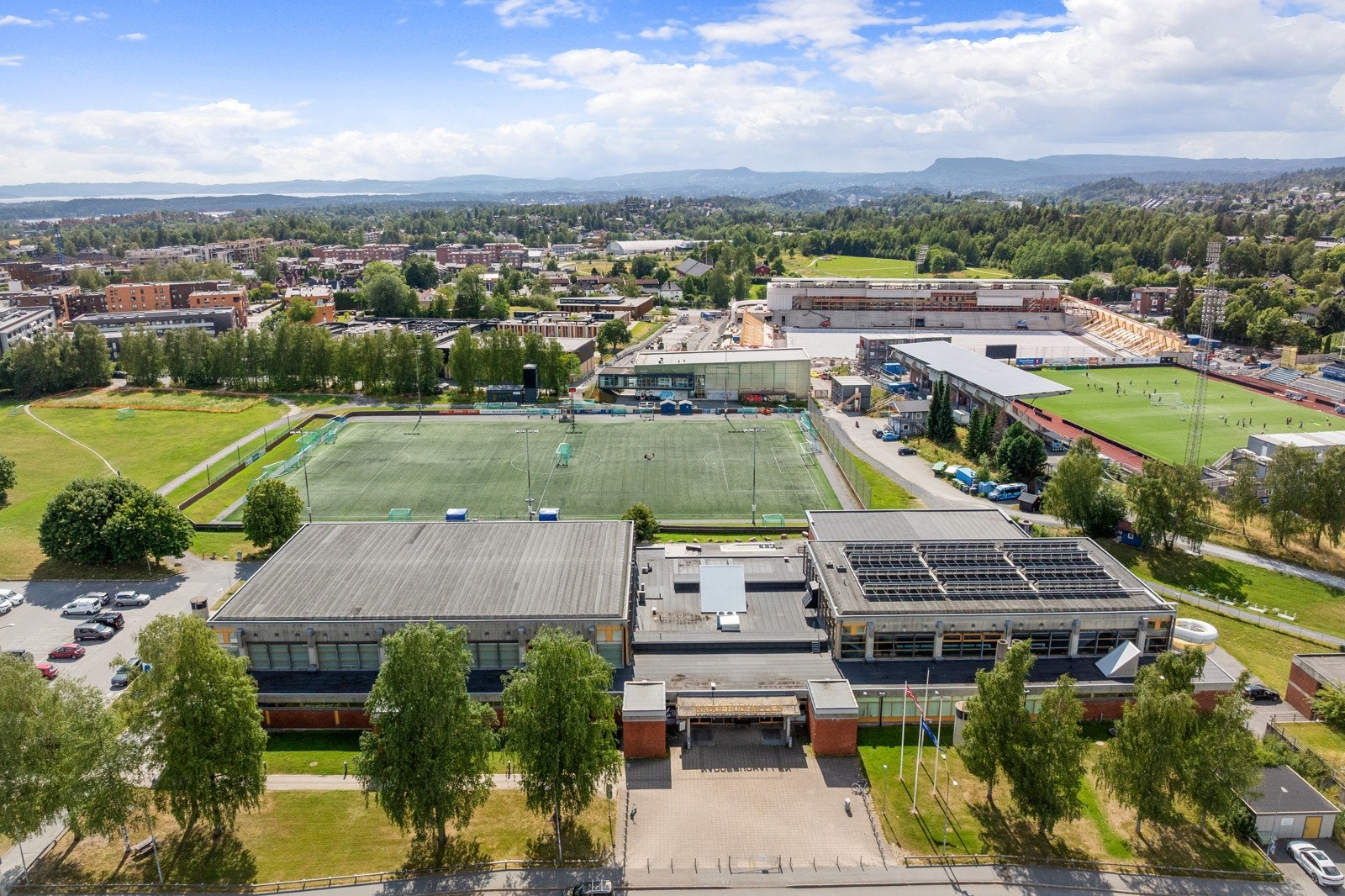 Nærområdet - Nadderudhallen. Galleribilde