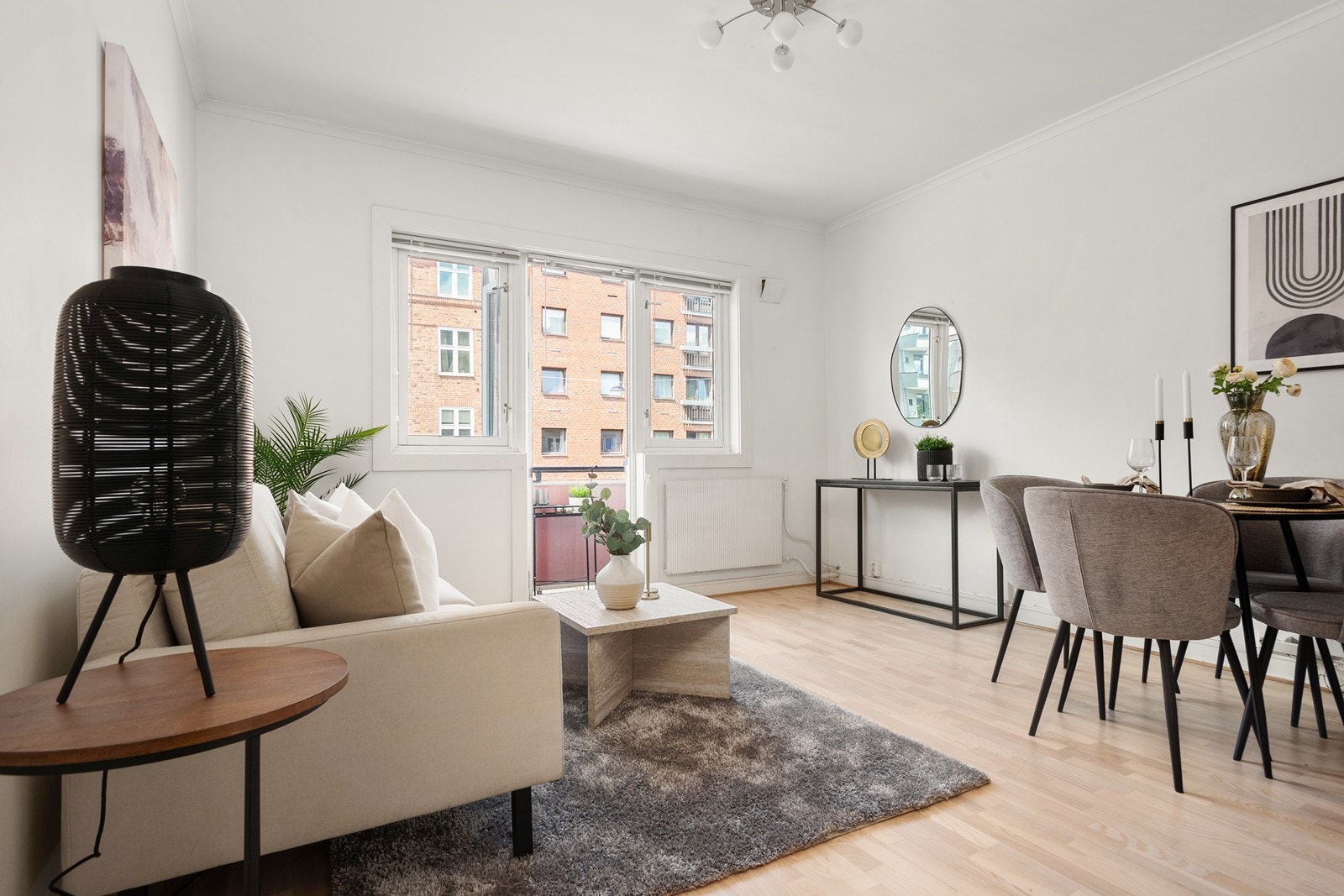 En lys og arealeffektiv 1-roms leilighet med sentral og populær beliggenhet på attraktive Majorstuen Galleribilde