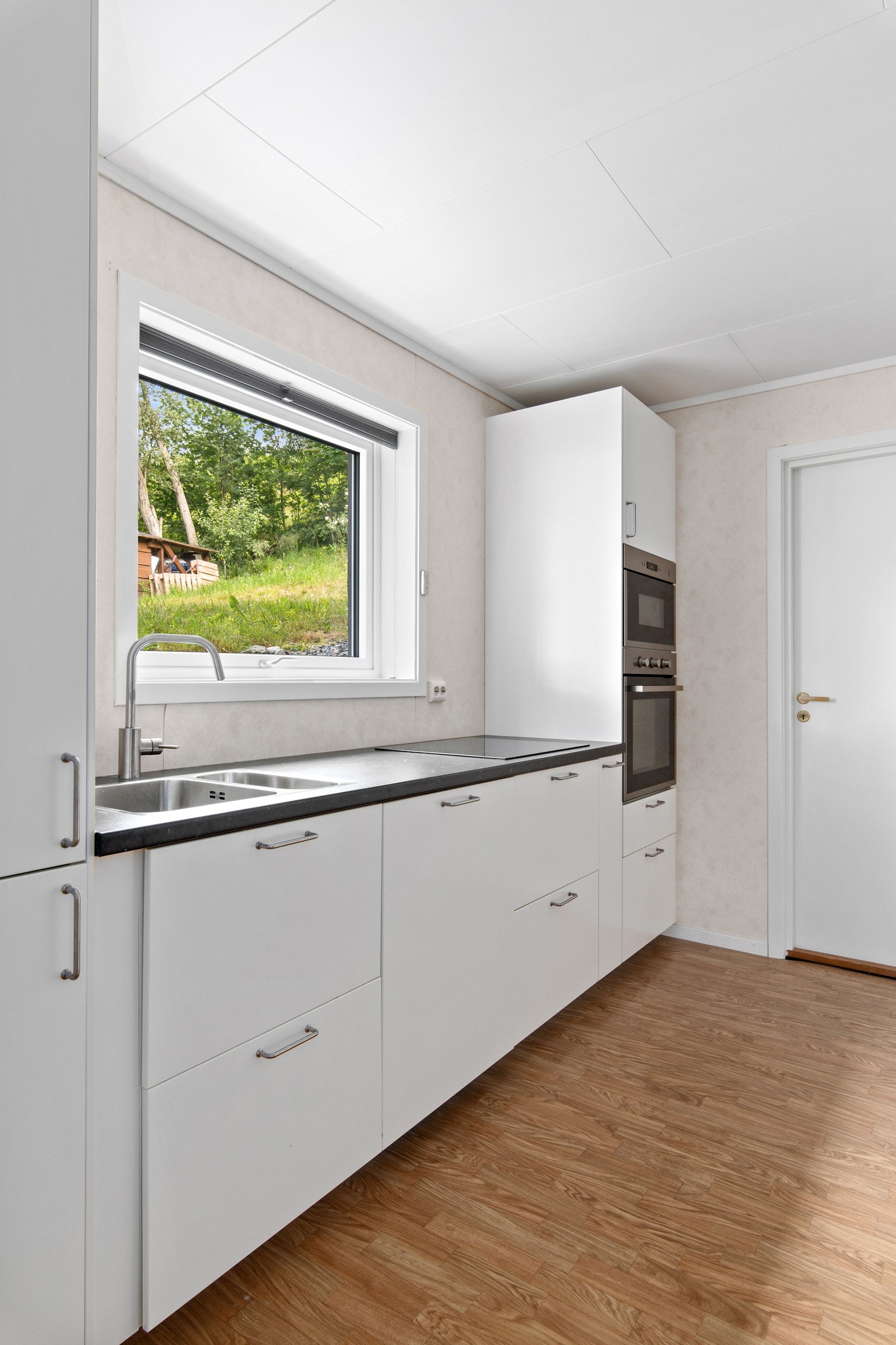 Kjøkkeninnredningen ble montert i 2022. Galleribilde
