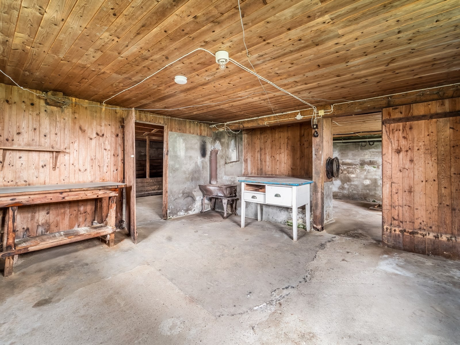 Godt med lagringsplass i kjelleren. Galleribilde