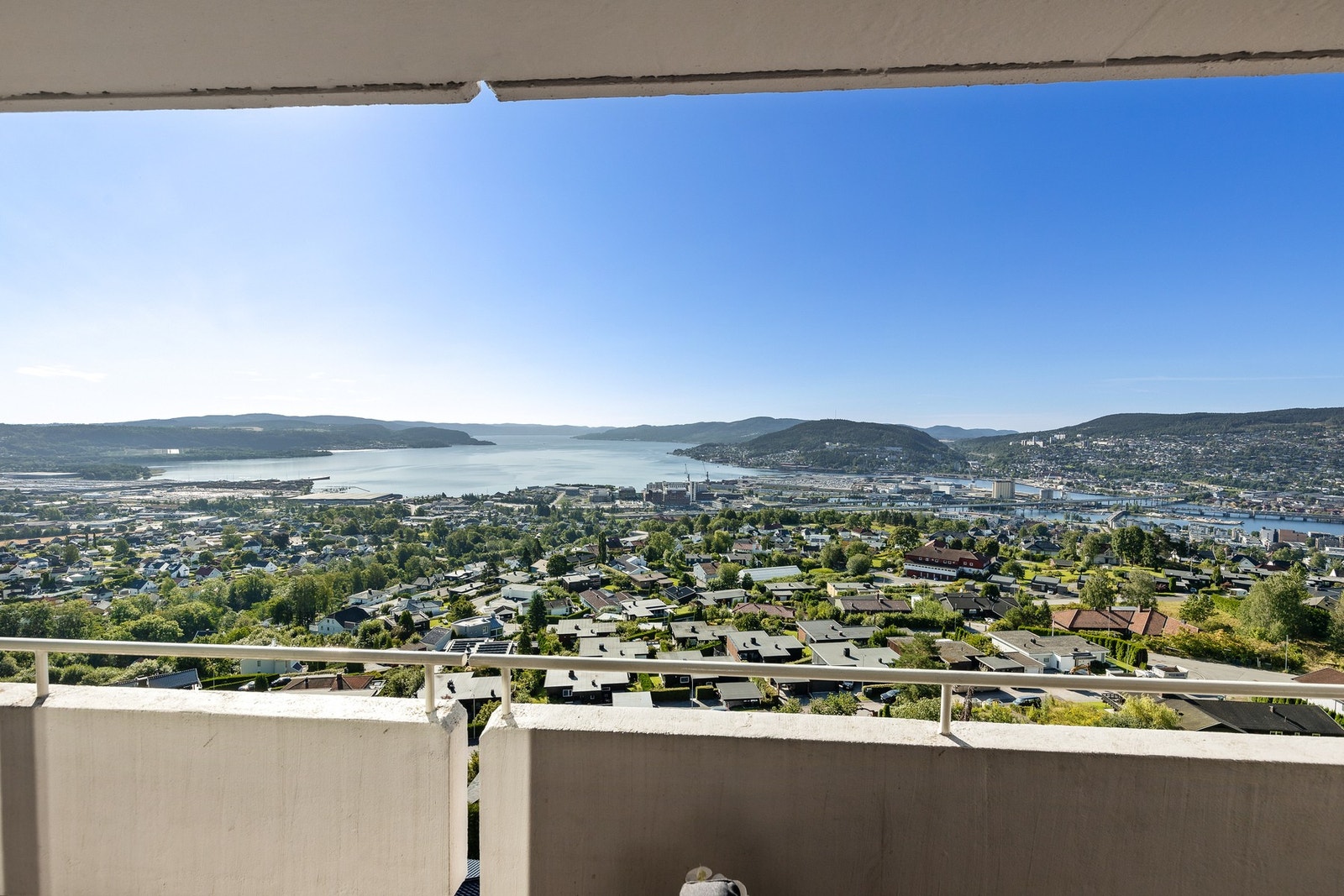 Spektakulær utsikt over Drammensfjorden Galleribilde