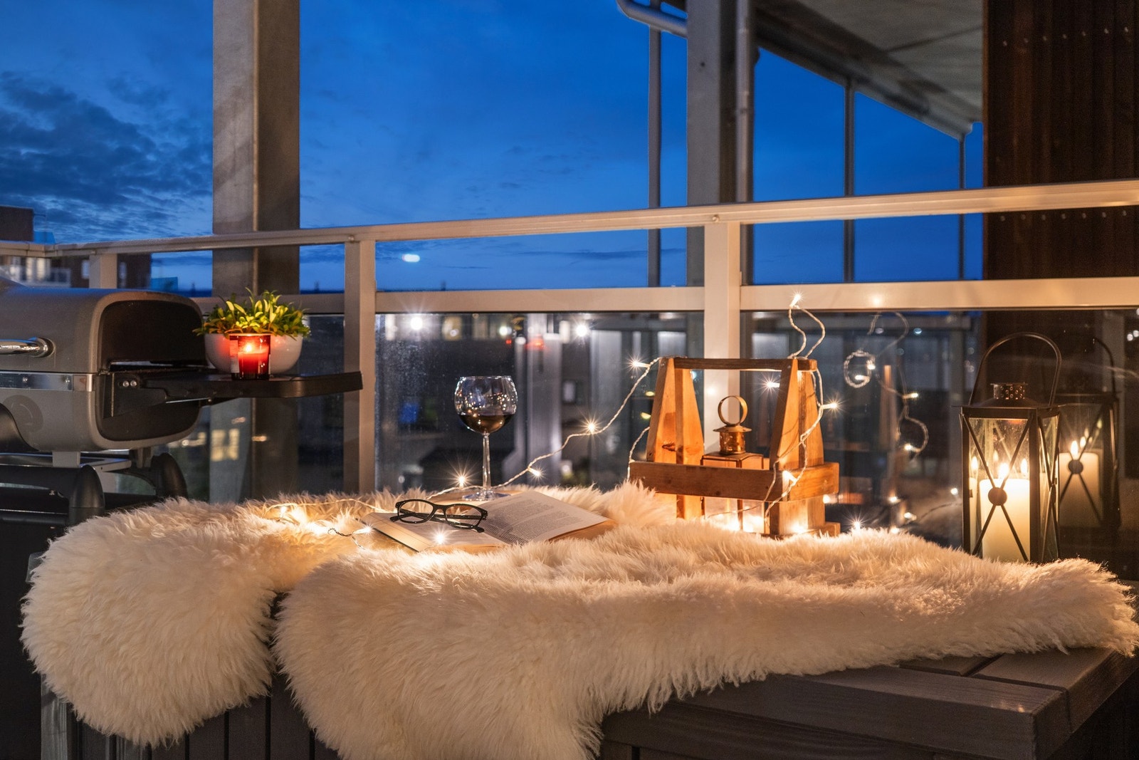 Her kan du nyte sene kvelder i perfekte omgivelser. Galleribilde