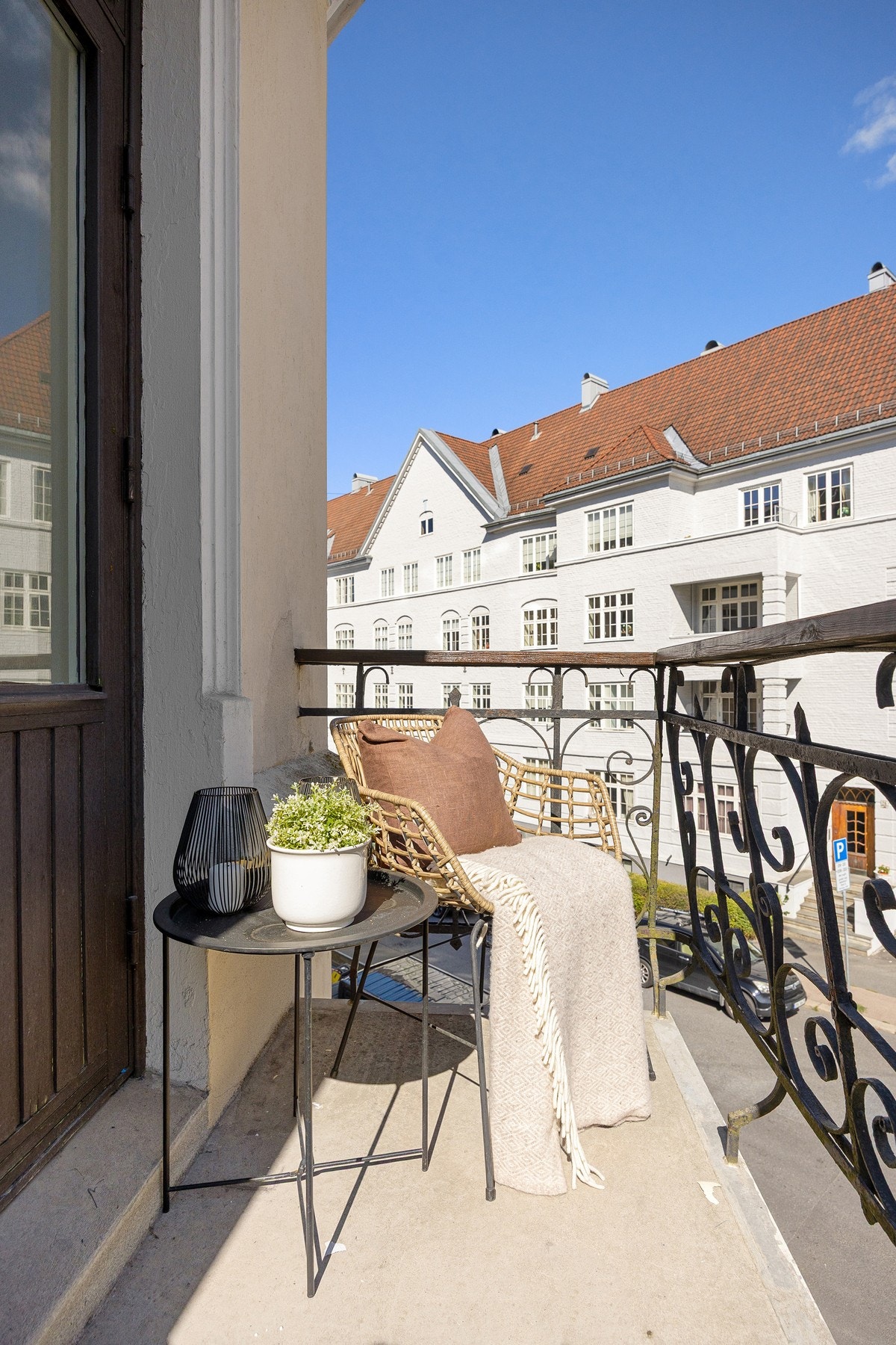 God plass til utemøblement. Galleribilde