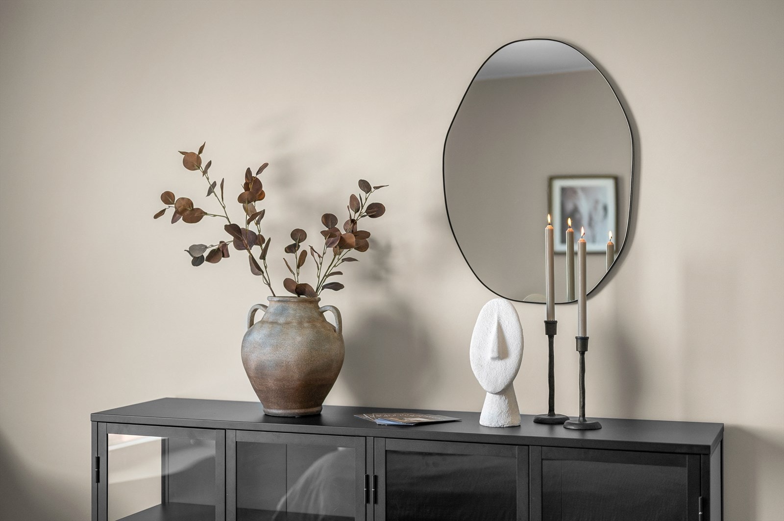 Flott leilighet med gjennomgående gode farge- og materialvalg. Galleribilde